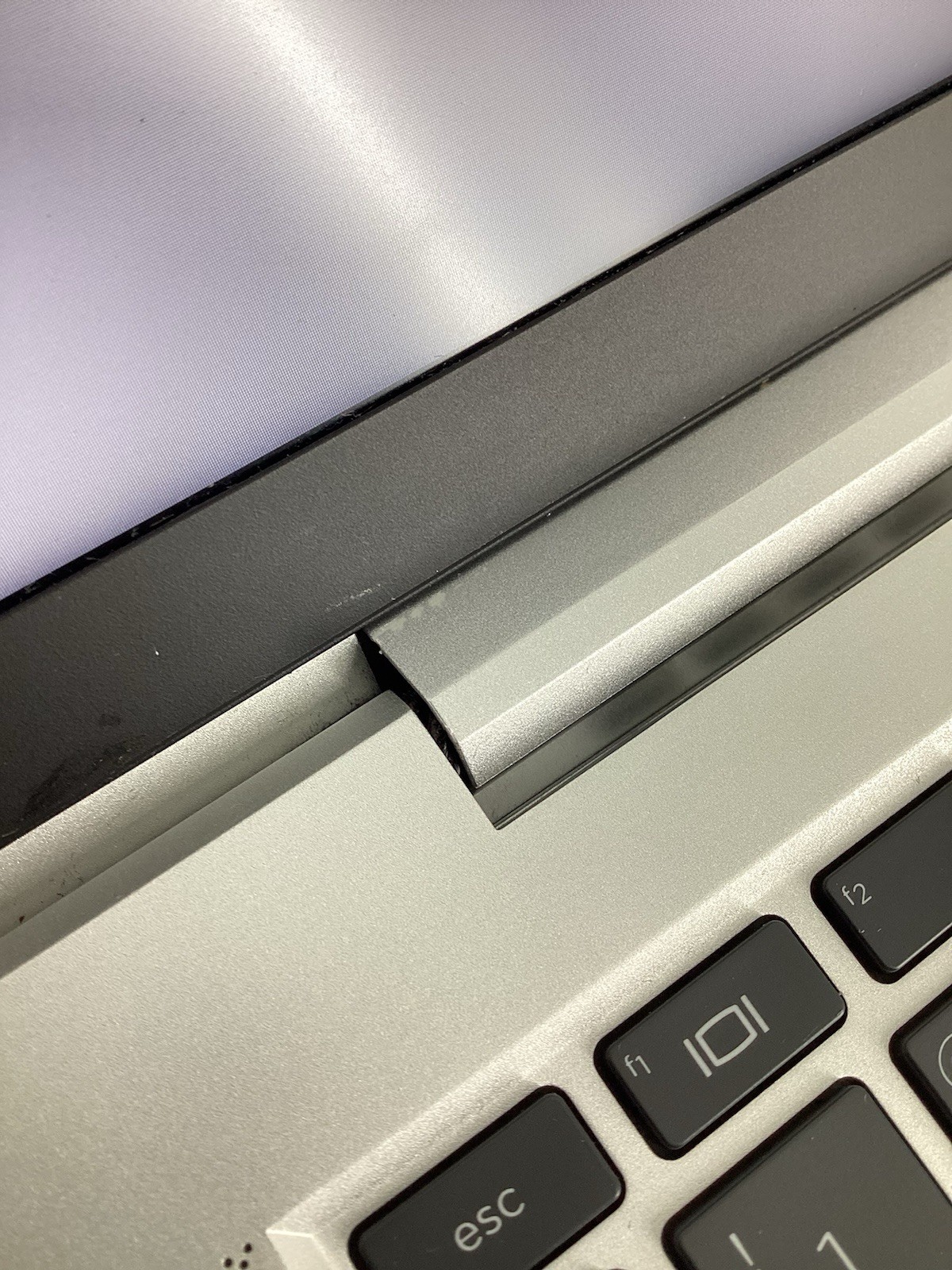 HP EliteBook 840 G8 14″ (i7-1185G7 @3.0GHz, 32GB RAM, 256GB NVMe, No OS) No AC