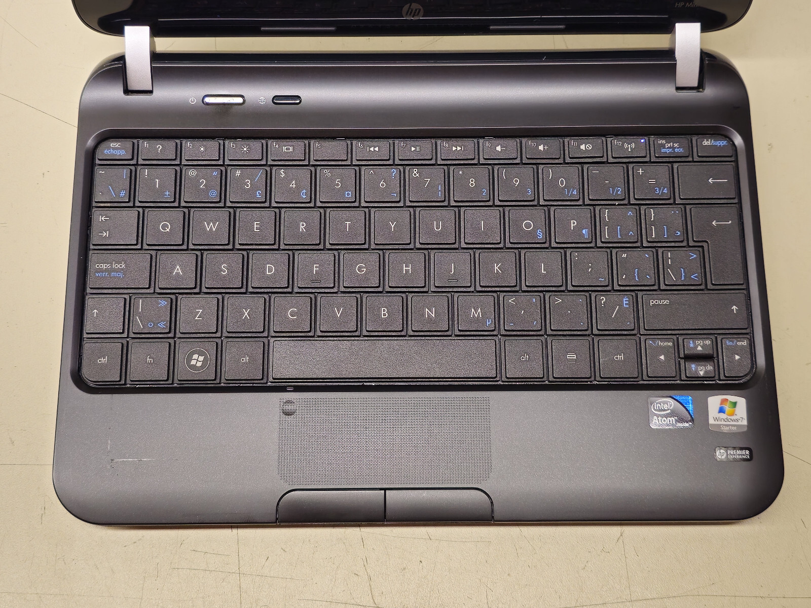 HP Mini 110-4100CA 10.1″ Atom N2600 + 2GB + 120GB SSD Windows 7 Starter TESTED