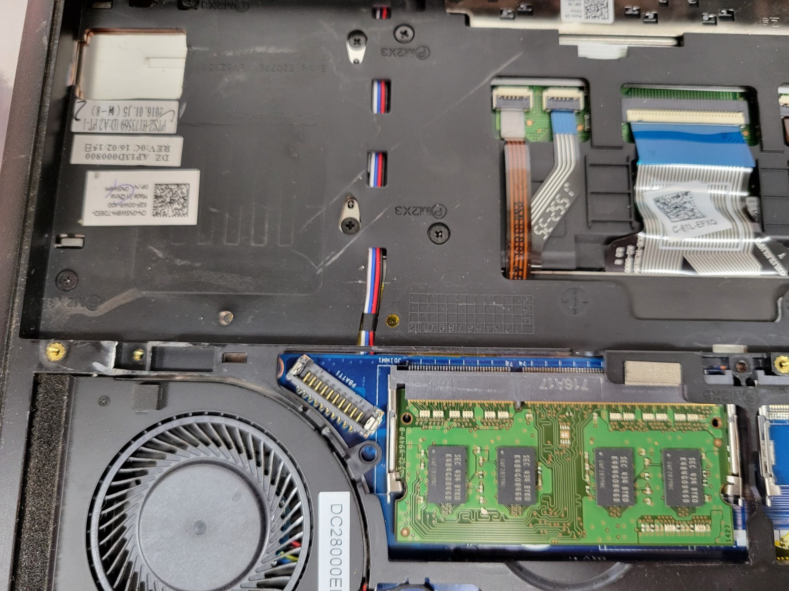 Dell Latitude E5450 i5-5300U@2.3GHz 4GB RAM *NO COVER/SSD/OS/BATT/AS IS* | LP518