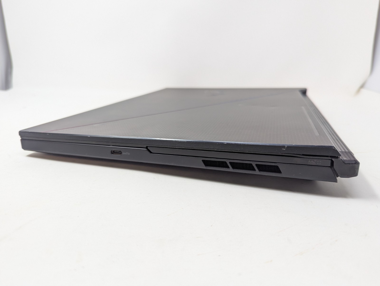 Asus ROG Zephyrus Duo 16 GX650R – RYZEN 9 6900HX RTX 3070 Ti Parts Repair Only
