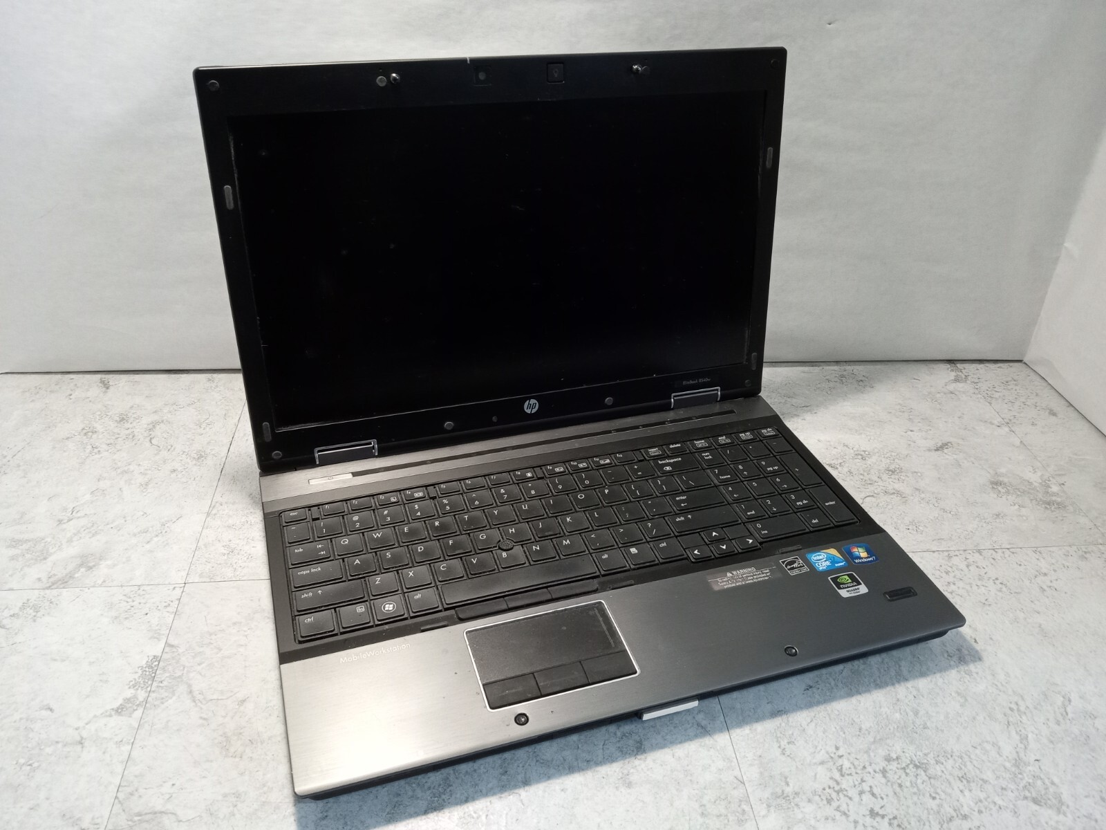 HP EliteBook 8540w 15″ Laptop i7 2.67GHz 2GB RAM Nvidia GFX – BAD HINGE -RR