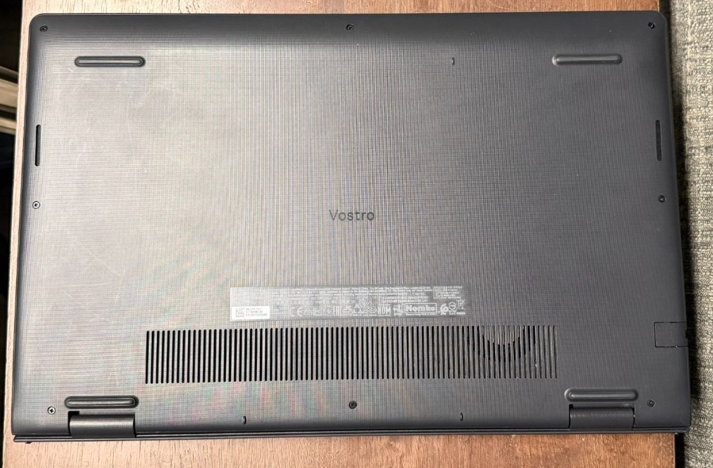 Dell Vostro 15 3520 Laptop i5-1334U 32GB RAM 1TB NVMe Windows 11 Pro w/Charger