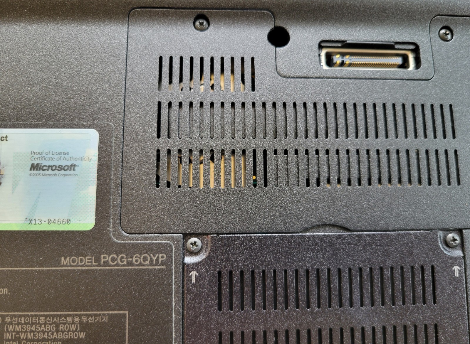 Sony VAIO PCG-6QYP 14″ Notebook – Korean Edition