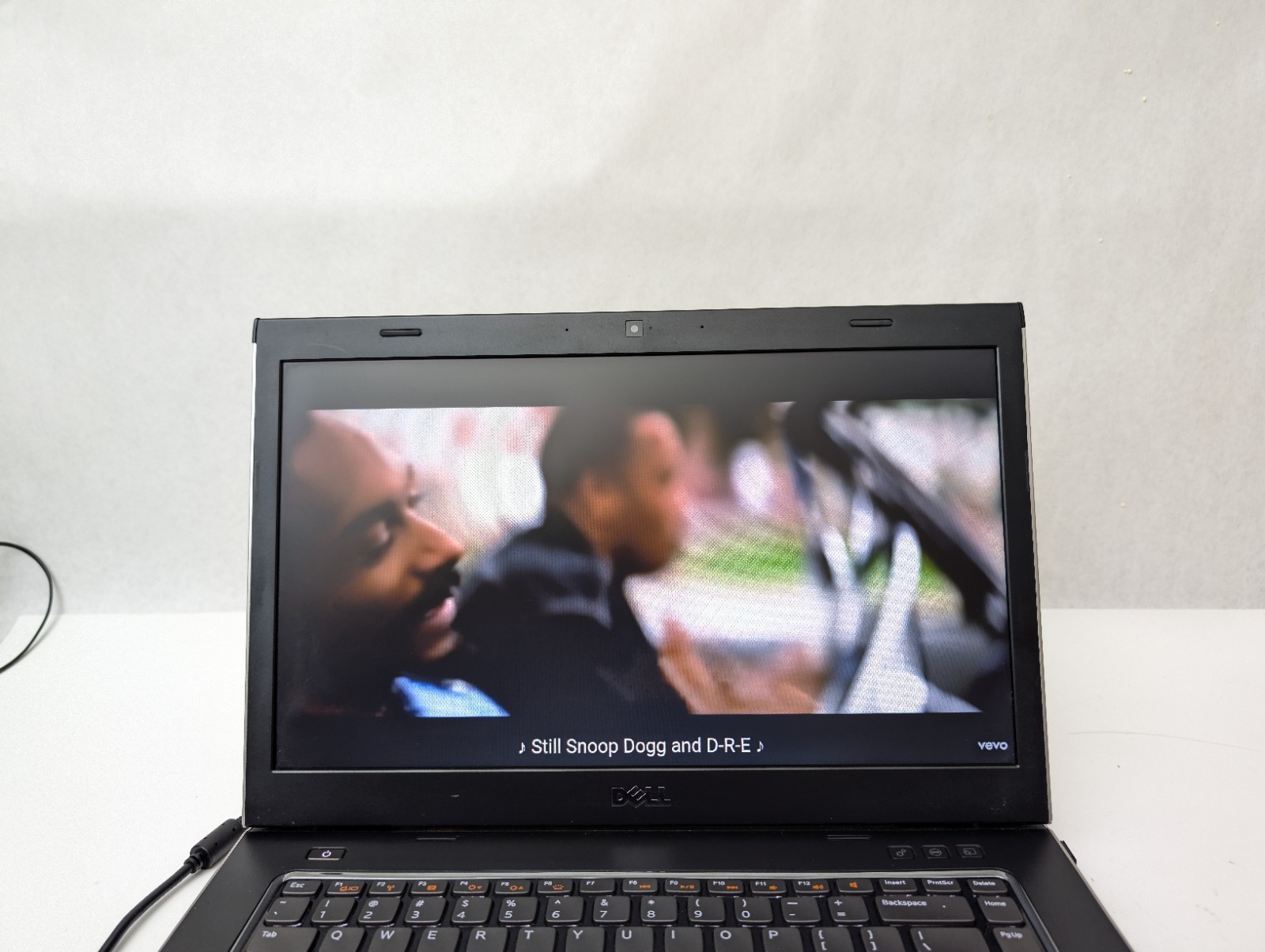 Dell Vostro 3550 Laptop Intel Core i7-2640M @3.50 GHz 8GB 500GB HDD MX Linux