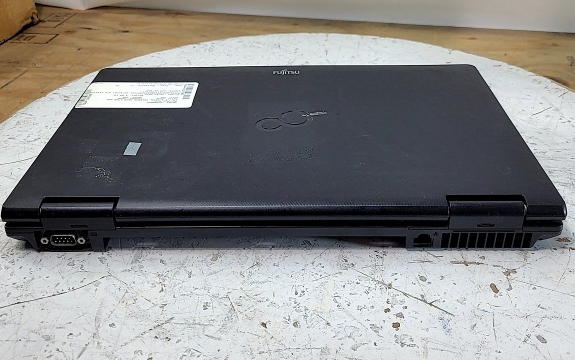 FUJITSU FMVNA6FE Laptop Intel Celeron B820 4GB 250GB SEE NOTES