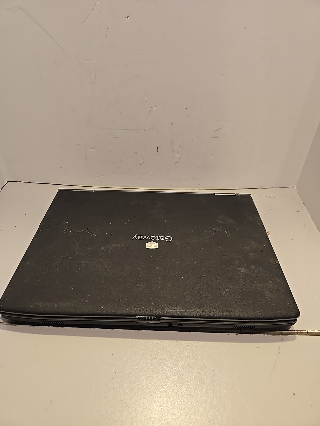 Gateway Laptop Model MA7 No Charger Not Sure If Working Or Not