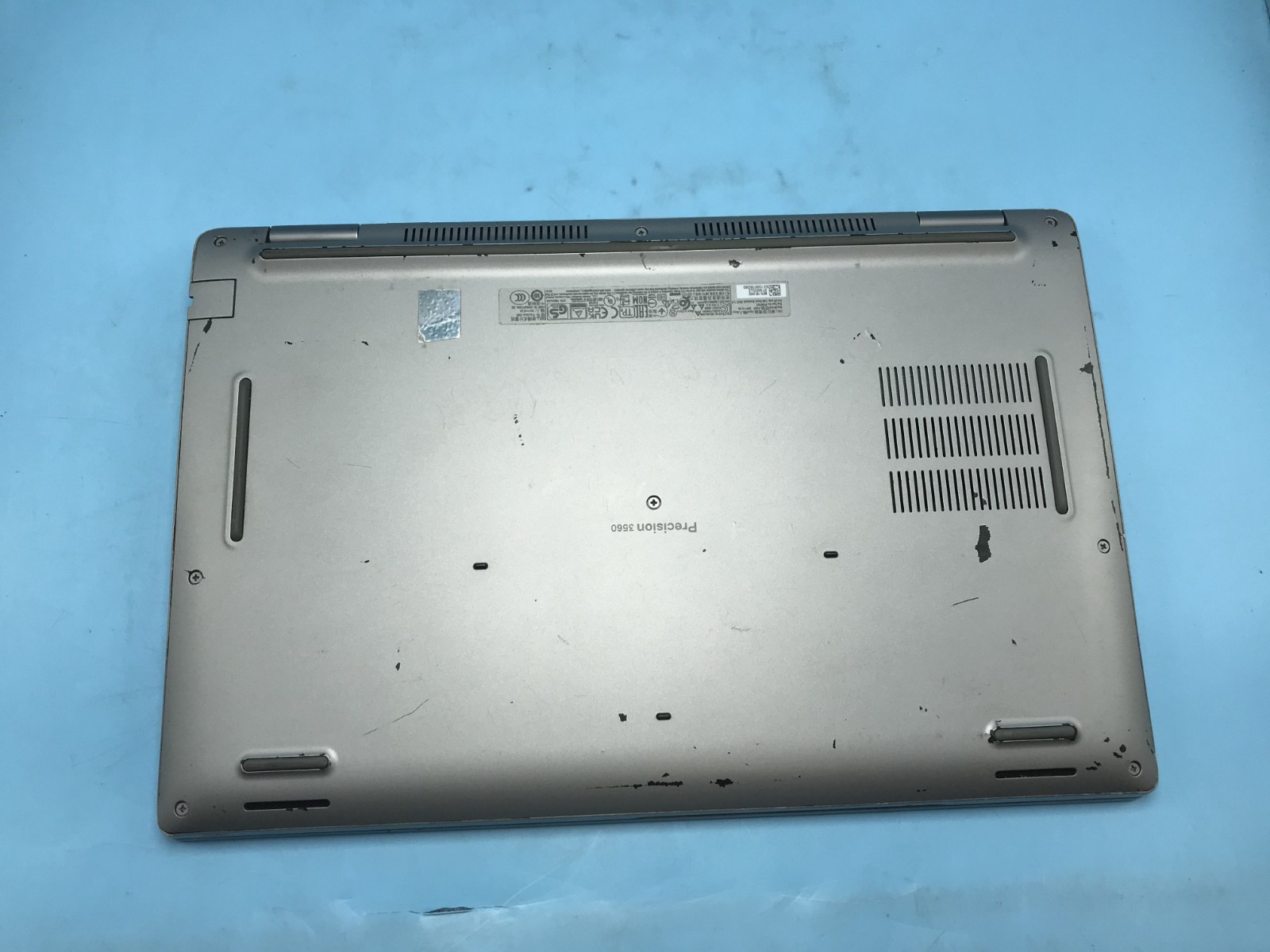 DELL Precision 3560 15.6″ Core i7-1185G7 3.000GHZ 16GB RAM 256 SSD Nvidia T500
