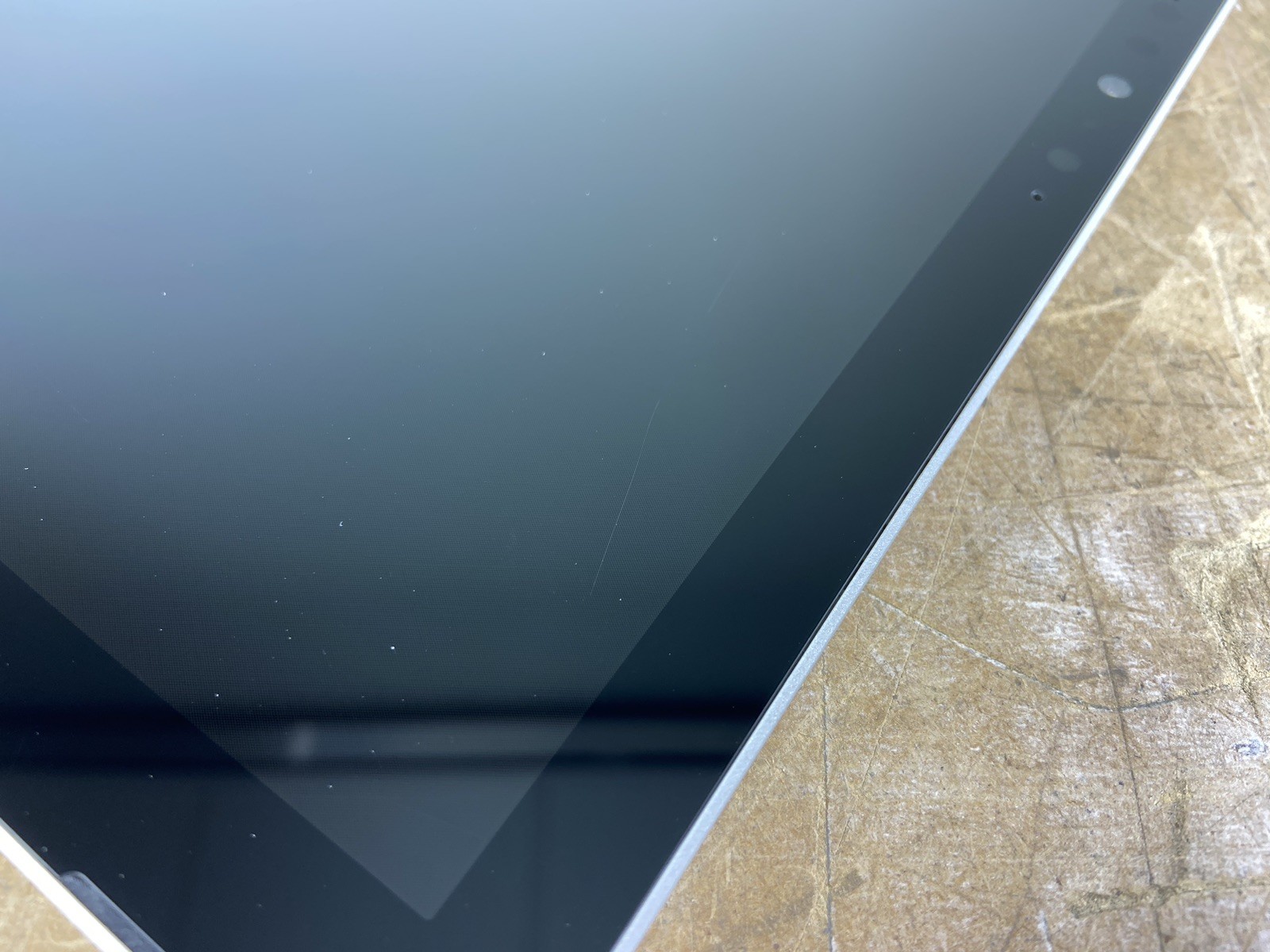 MICROSOFT SURFACE PRO 7+ (1960) i7-1165G7 @ 2.80GHz, 16GB RAM, NO HDD/OS