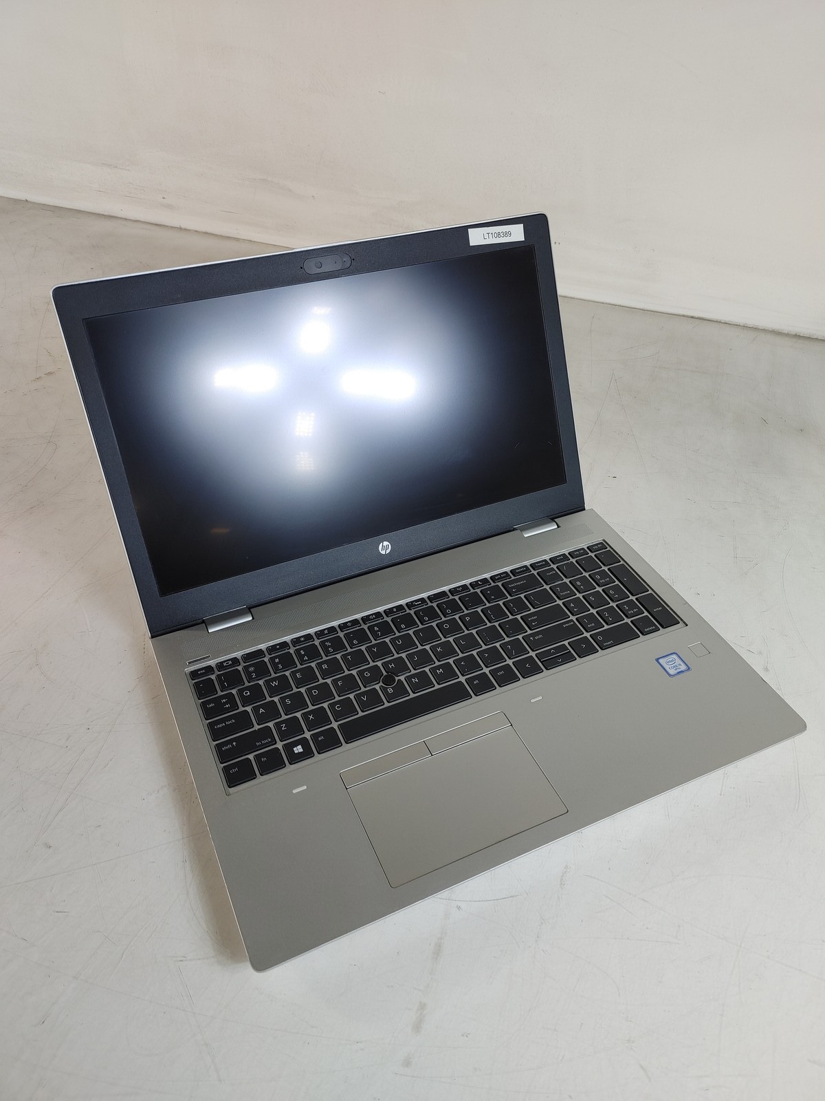 HP ProBook 650 G5 Core i5-8365U 1.60 GHz 16 GB DDR4 No HDD