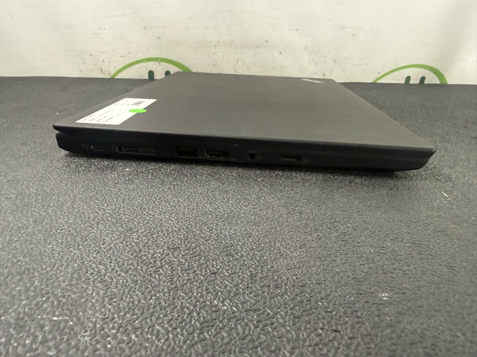 Lenovo ThinkPad T14 Gen 2 14″ i5-1145G7 2.6GHz 16GB DDR4 512GB M.2 Laptop