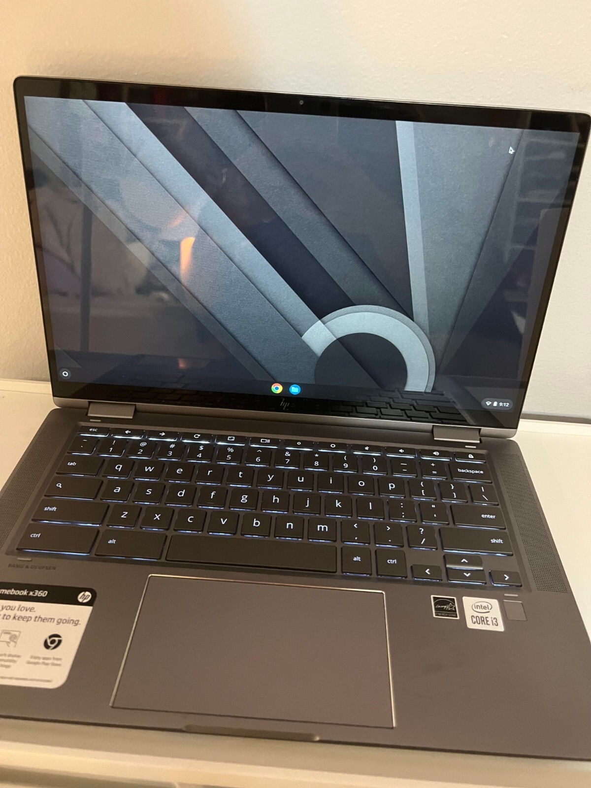 HP Chromebook X360 2-In-1 14″ Touchscreen i3 2.2GHz 8GB RAM 64GB SSD READ