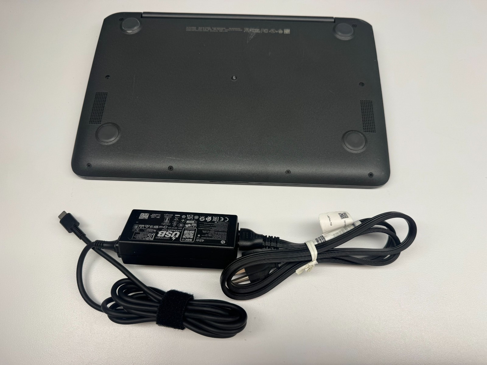 HP Chromebook 11″ G6 EE Intel(R) Celeron (R) CPU N3350 @1.10 GHz 4GB 32 GB eMMC