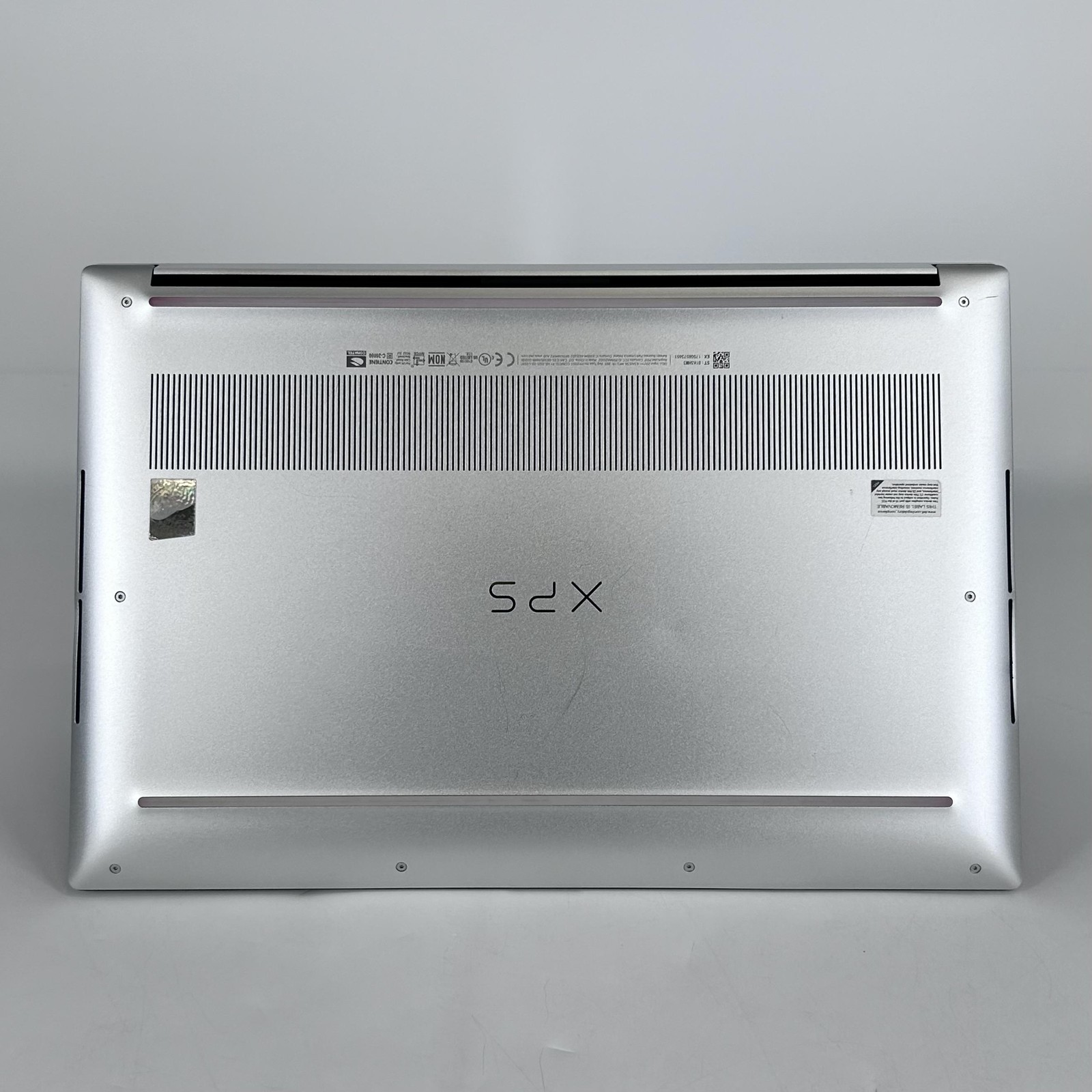 Dell XPS 15 9520 Silver FHD+ 2.3 GHz i7-12700H 32GB 1TB SSD RTX 3050 Ti – BENT