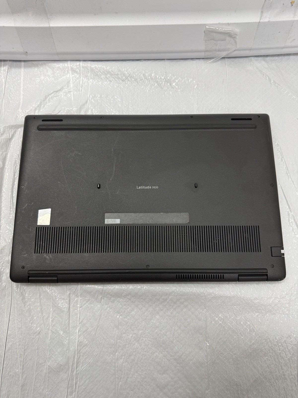 Dell Latitude 3520 15.6” i3-1005G1 8GB 256GB SSD Windows 11 Pro NO CHARGER