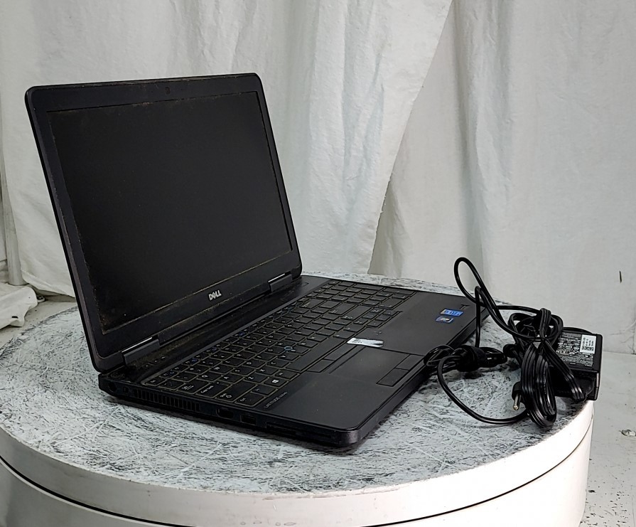 DELL LATITUDE E5540 Laptop INTEL CORE I7-4600U 8GB 500GB