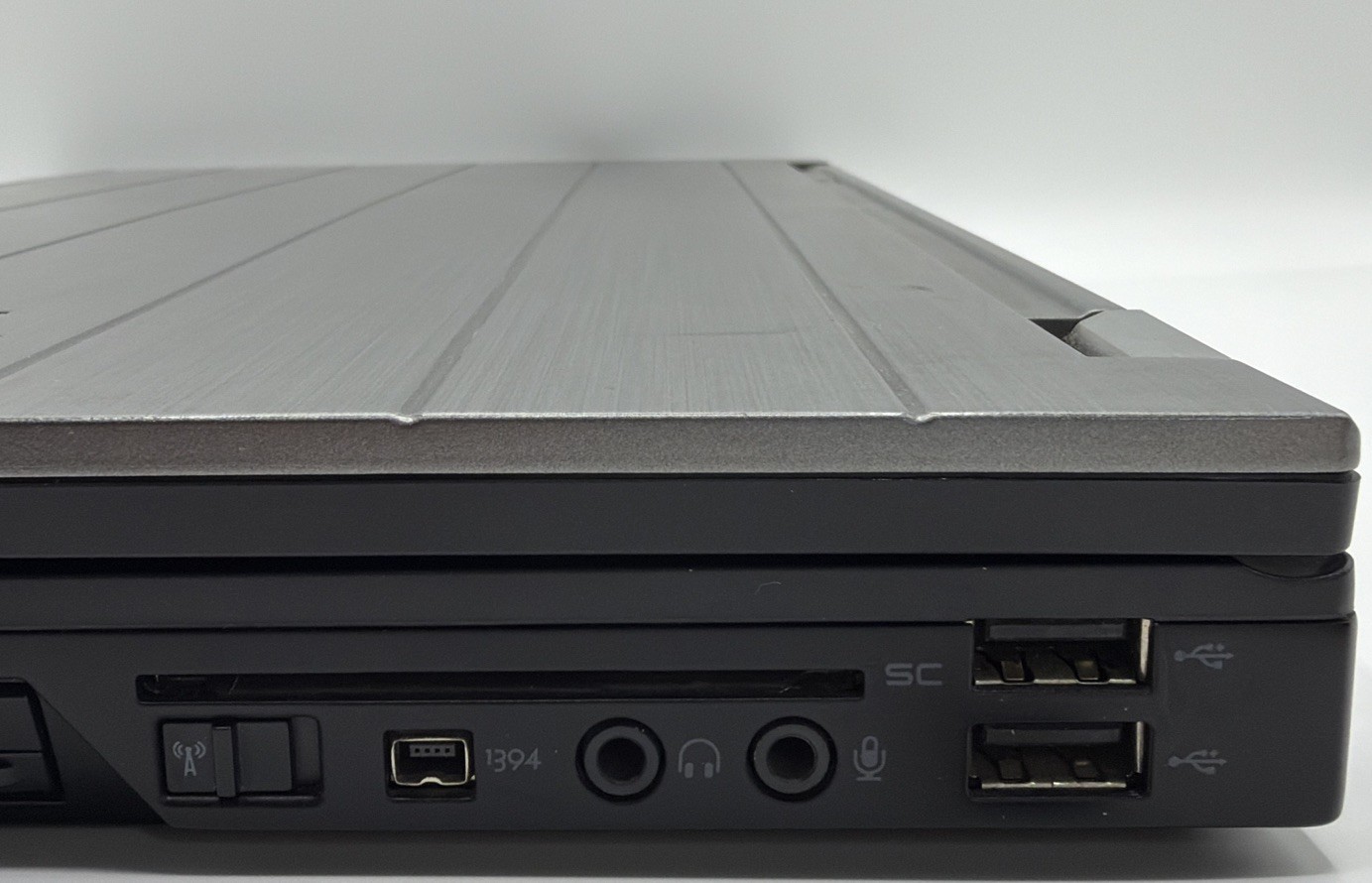 Dell Precision M4500 15″ Laptop Intel i7-840Q 8GB 500GB Windows 7 Pro Samsonite