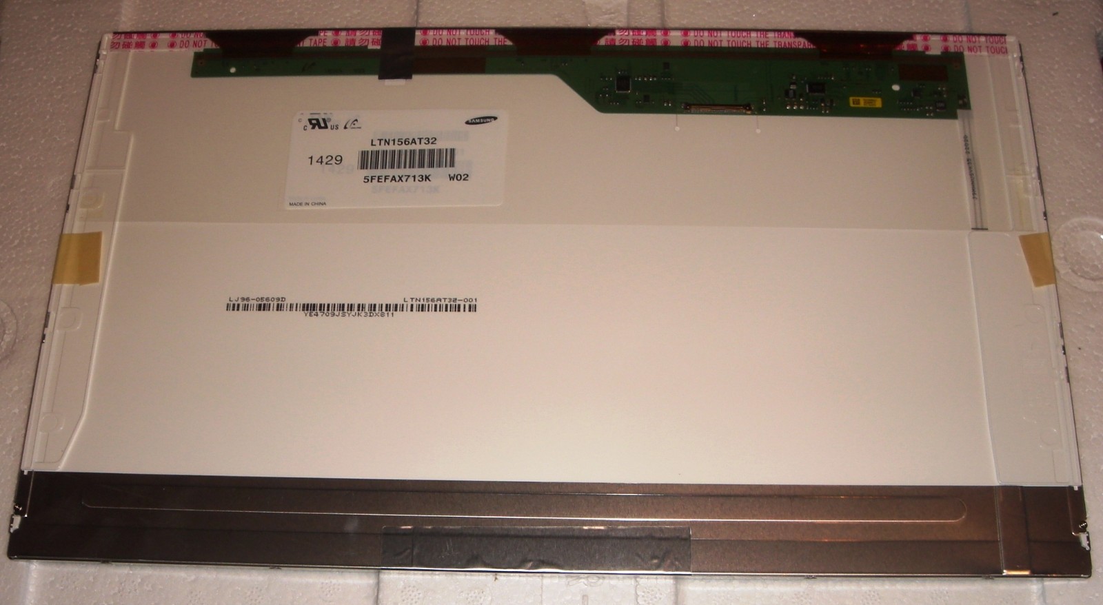 Screen LED 15.6″ Left Connector 40pin WXGA HD 1366×768 Original