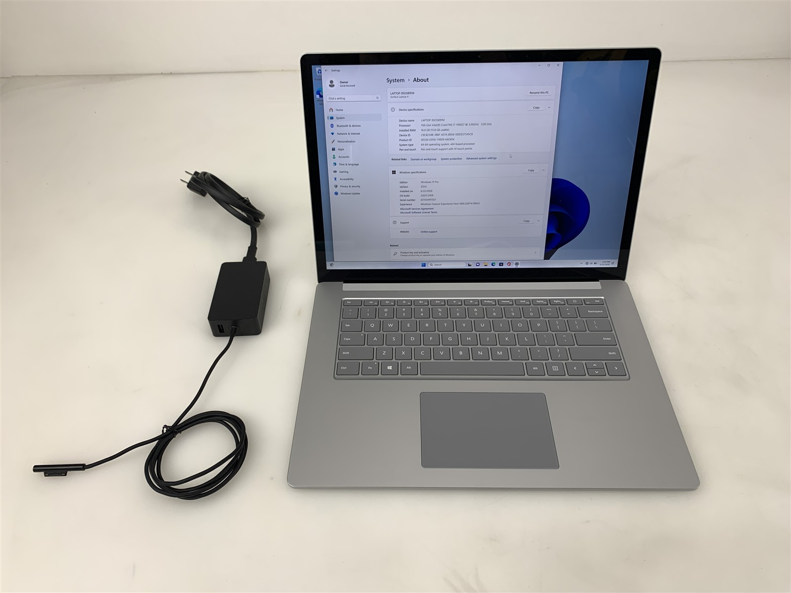 Microsoft Surface Laptop 4 1979 i7-1185G7 3.00GHz 16GB RAM 256GB NVMe Win 11 Pro