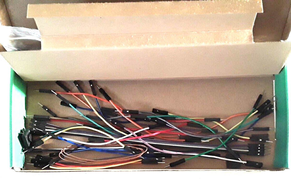 * WORKING Raspberry Pi 3 Model B+ installed Pi-top Modular Laptop & Inventor Kit