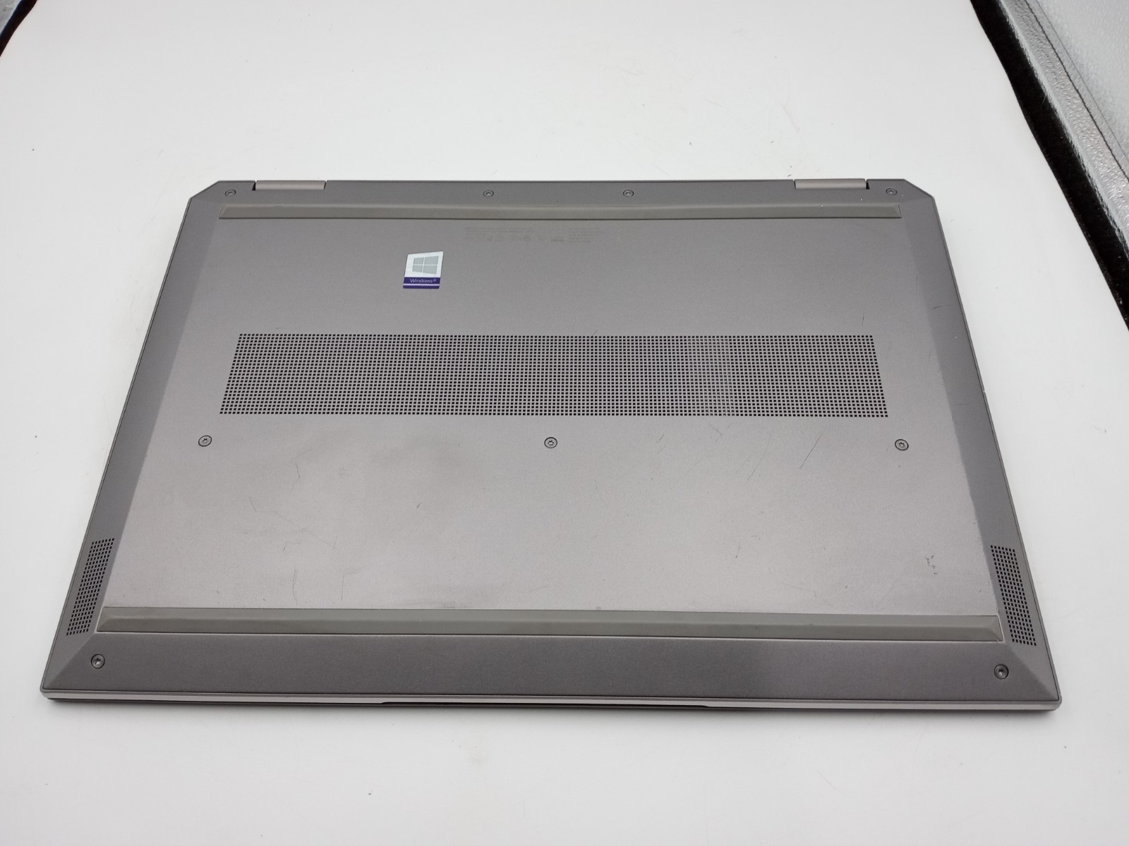 HP ZBook Studio G5 15″ Intel i7-8850H 4GB RAM 128GB SSD Windows 11 – NO BATTERY