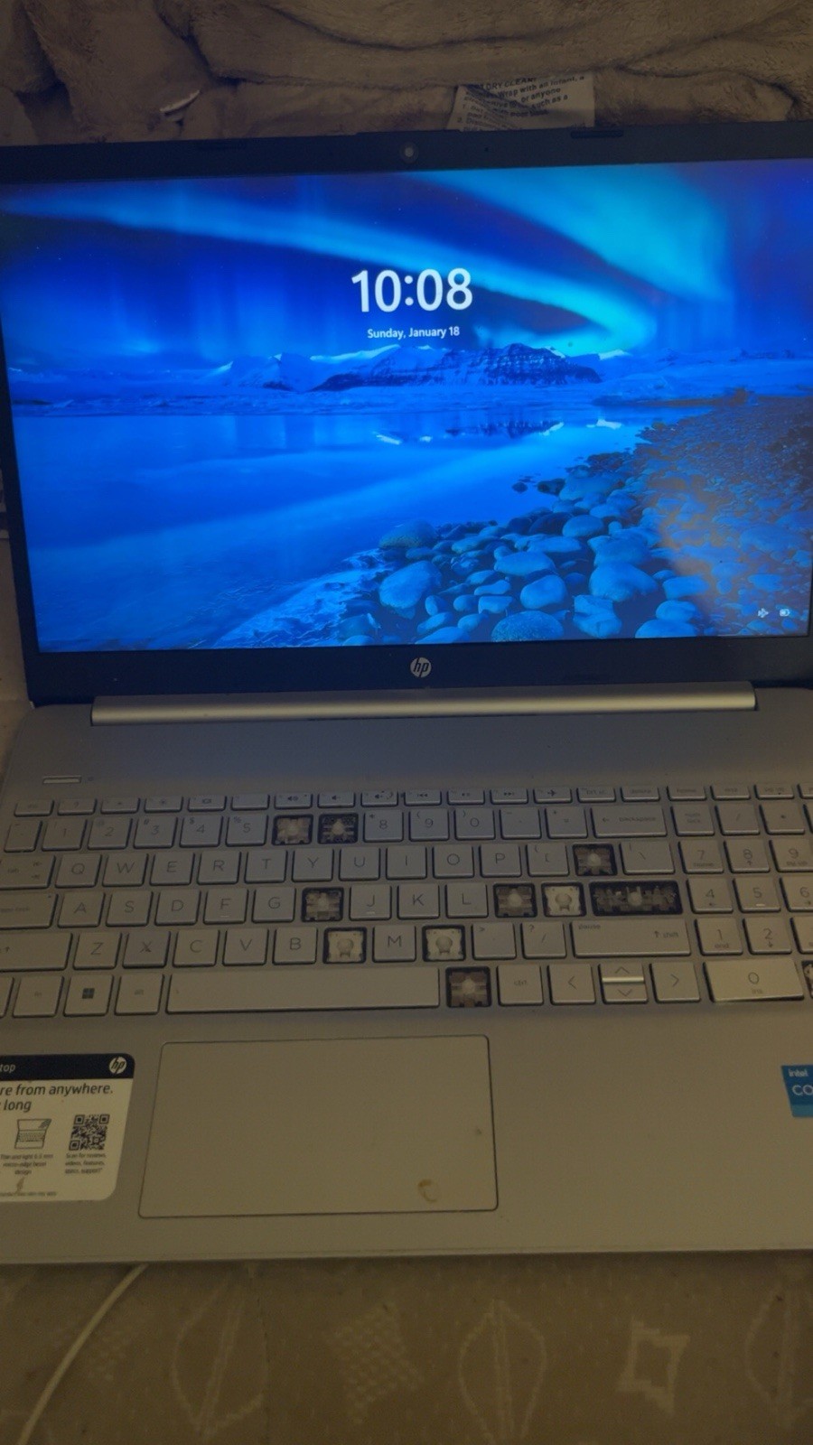 HP 15-dy5xxx Laptop Intel Core i3 15.6″ Silver Windows 11 Bluetooth Wi-Fi