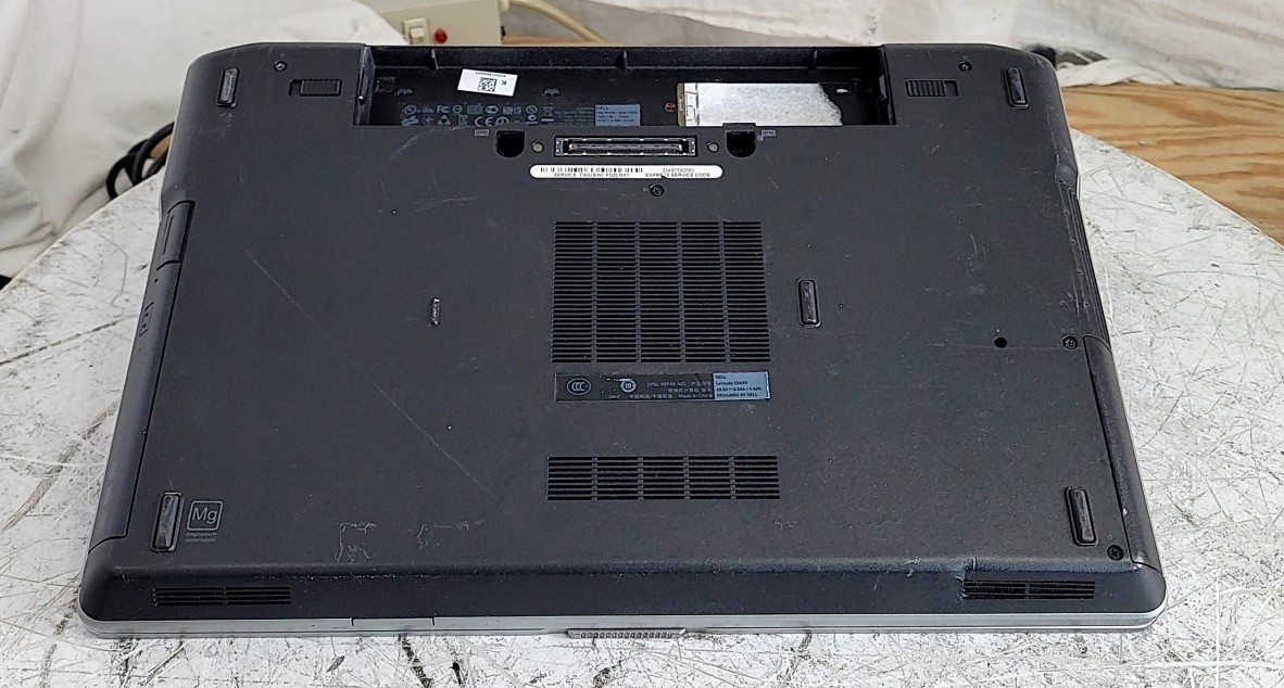 DELL LATITUDE E6430 Laptop Core I7-3540M 6GB 320GB SEE NOTES