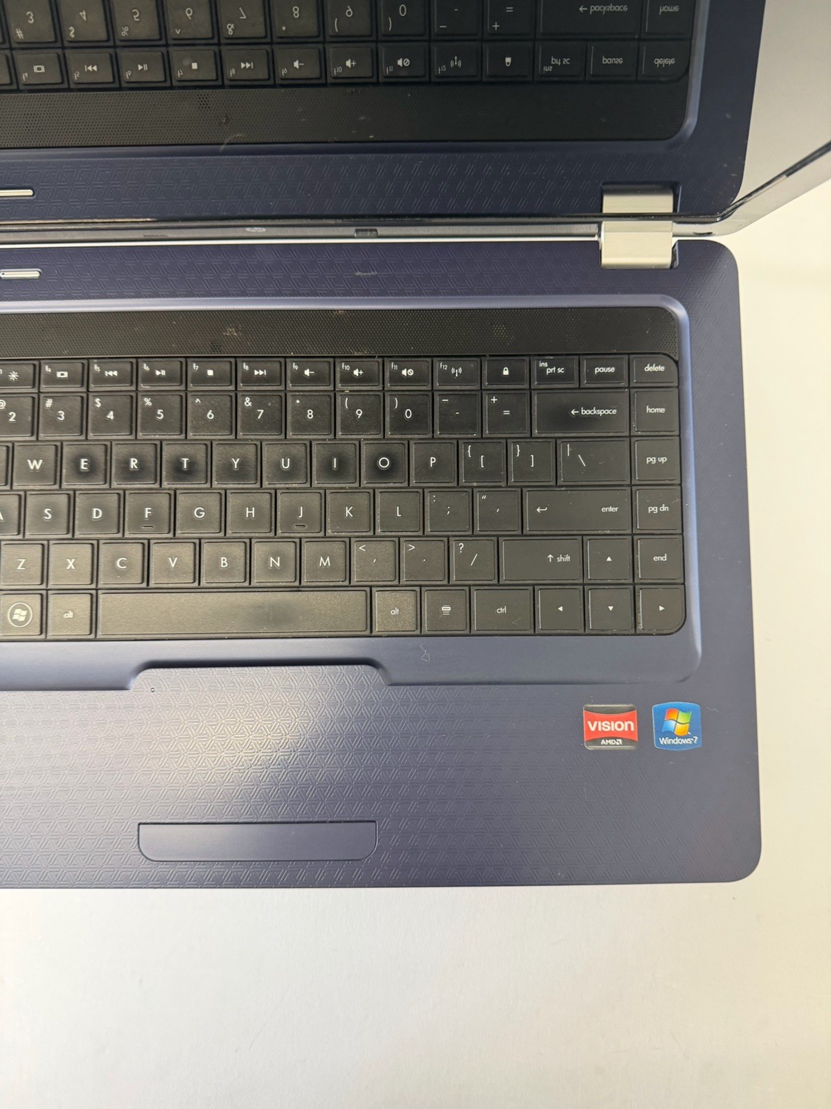HP G62-347NR Laptop – Unknown if Screen is Good – AMD – Read Des