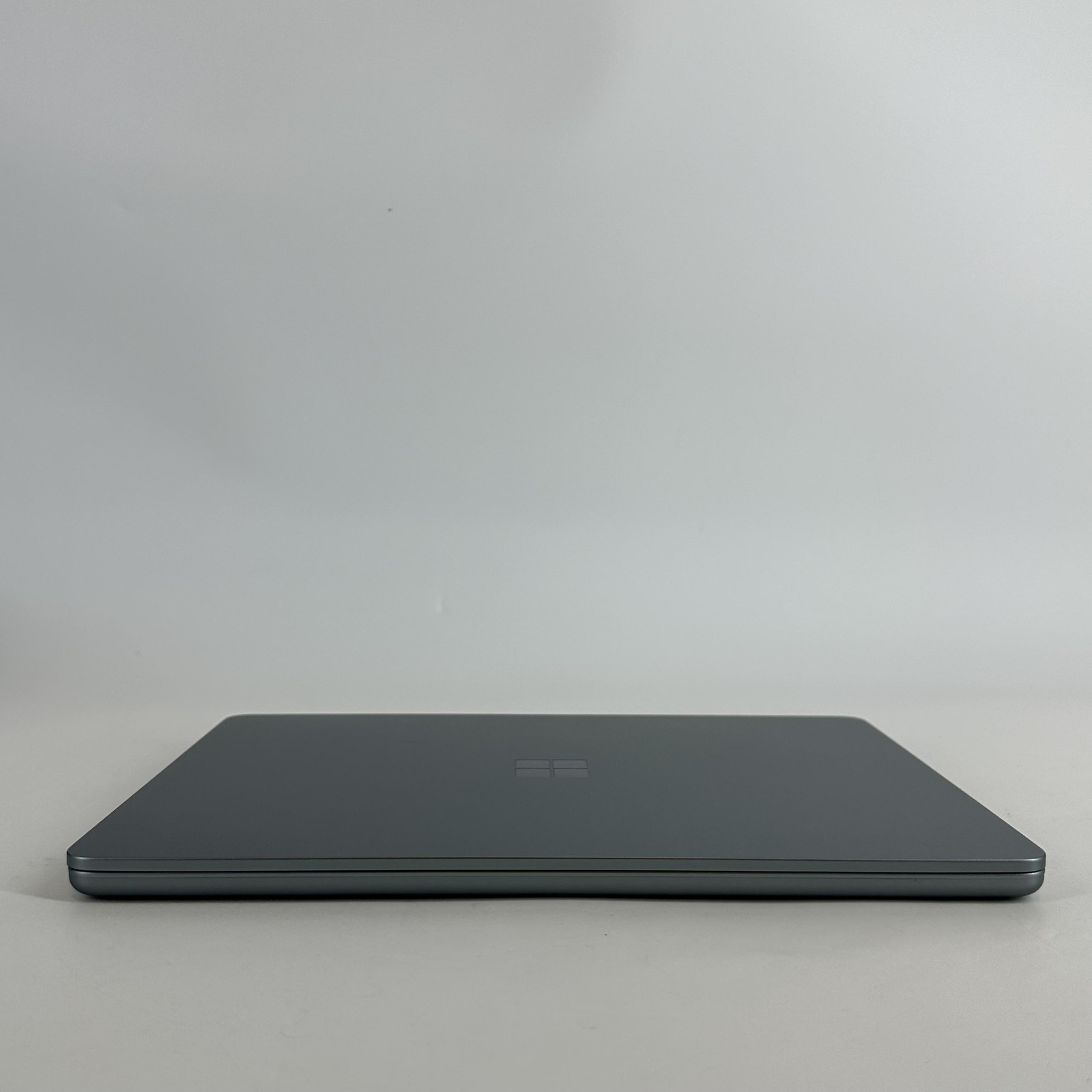 Microsoft Surface Laptop 13 Gray FHD+ TOUCH X Plus 3.30 GHz 16GB 512GB UFS