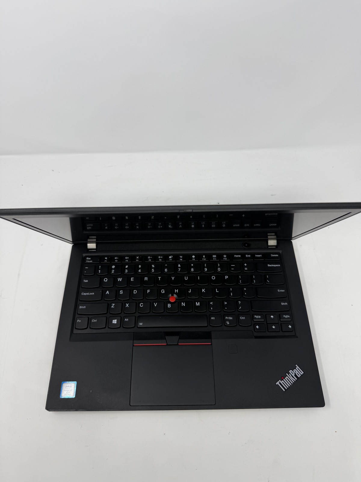 Lenovo ThinkPad X1 Carbon (7th Gen) i7-8665U 32GB No HD Grade B