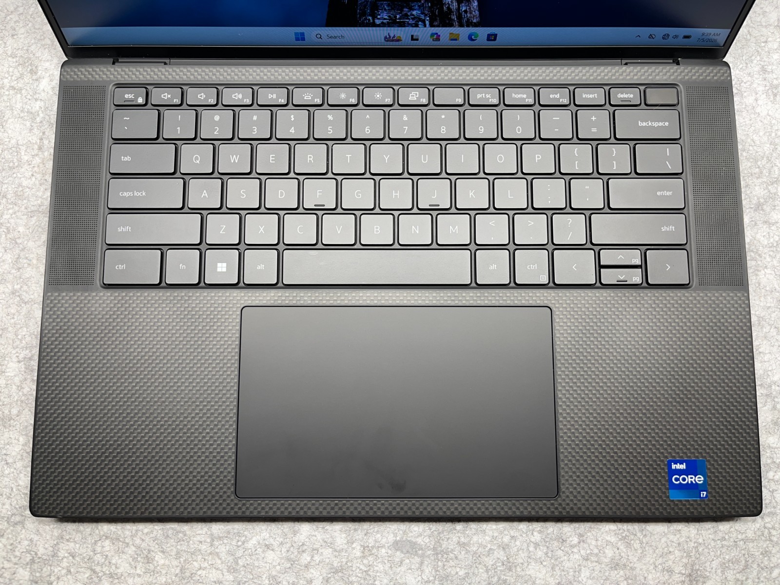 Dell Precision 5570 15.6″ FHD+ 14 Core i7-12700H 16G (RTX A2000 8GB) 1TB W11 Pro