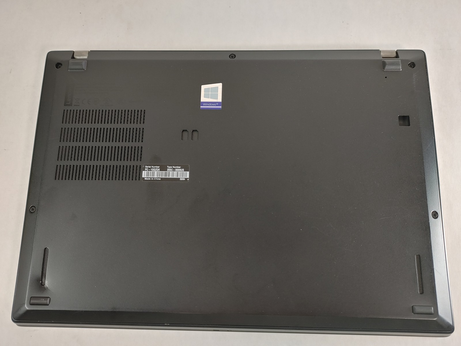Lenovo ThinkPad X390 Core i5-10210U 1.60 GHz 8 GB DDR4 256 GB M.2 Windows 11 Pro