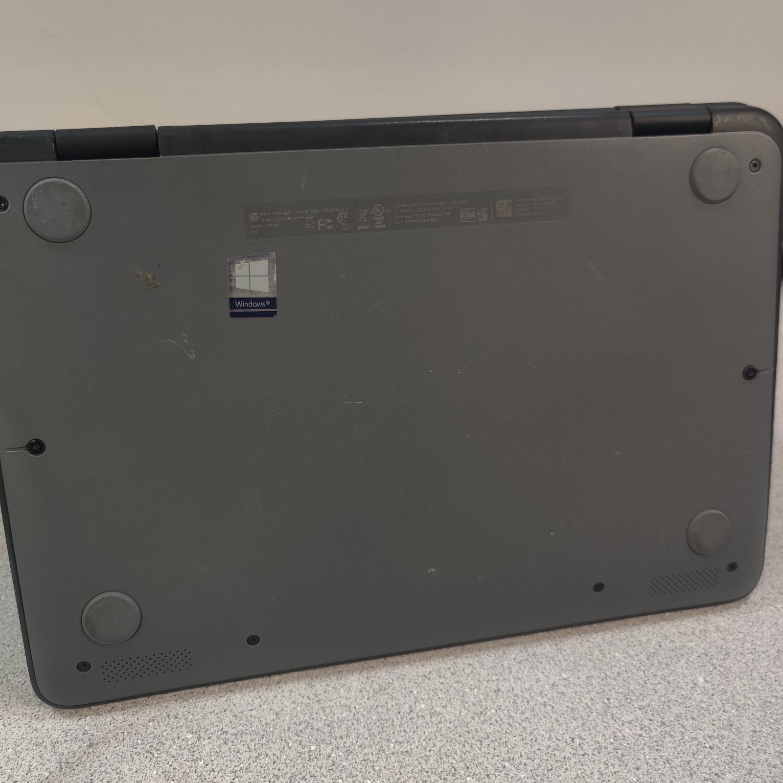 HP ProBook x360 11 G2 EE, Core-m3-7Y30 8GB NO SSD/OS/AC ADAPTER (LOOSE LID)