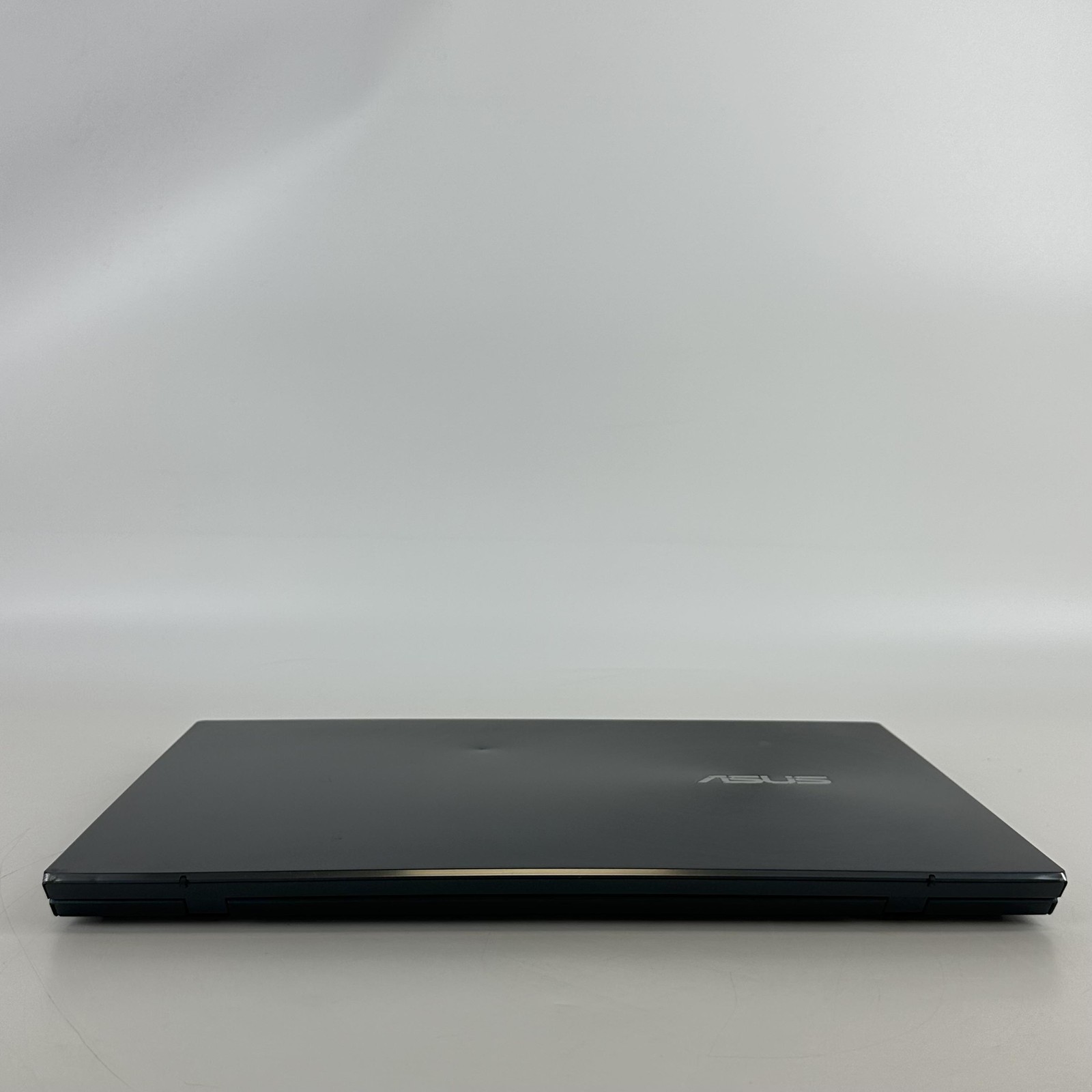 Asus Zenbook Pro Duo 15 FHD TOUCH i7-10870H 32GB 1TB RTX 3070 – BAD BATTERY
