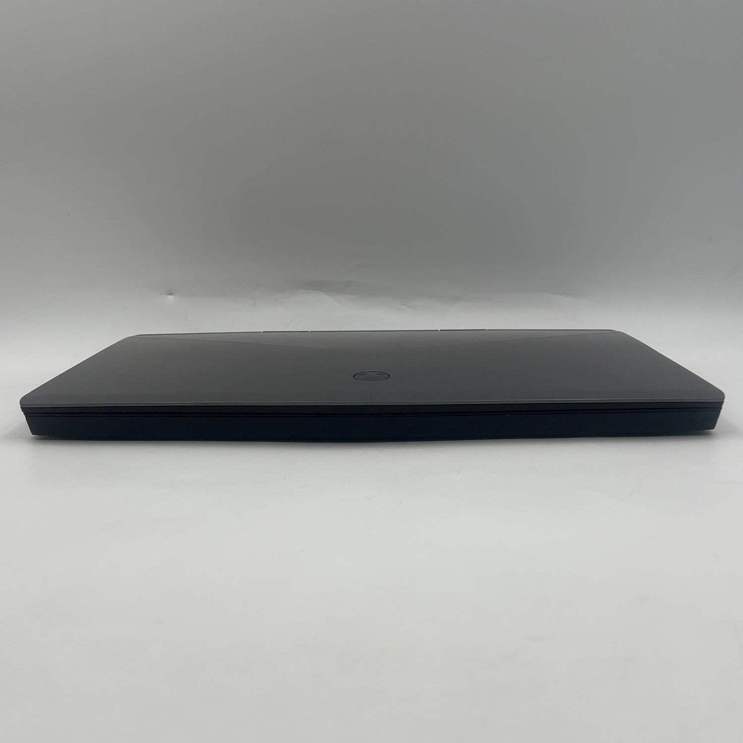 Alienware M15 15.6″ i7-8750H 2.2GHz 16GB RAM 512GB SSD GeForce RTX 2060