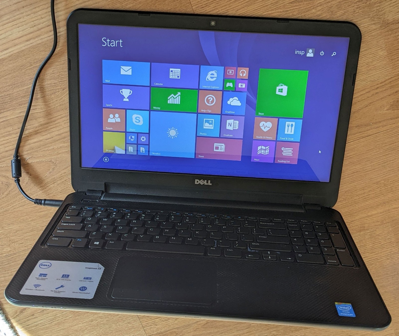 Dell Inspiron 15.6″ Laptop Pentium 2127U 2GB RAM 120GB HDD Win 8.1 *DEAD BATTERY