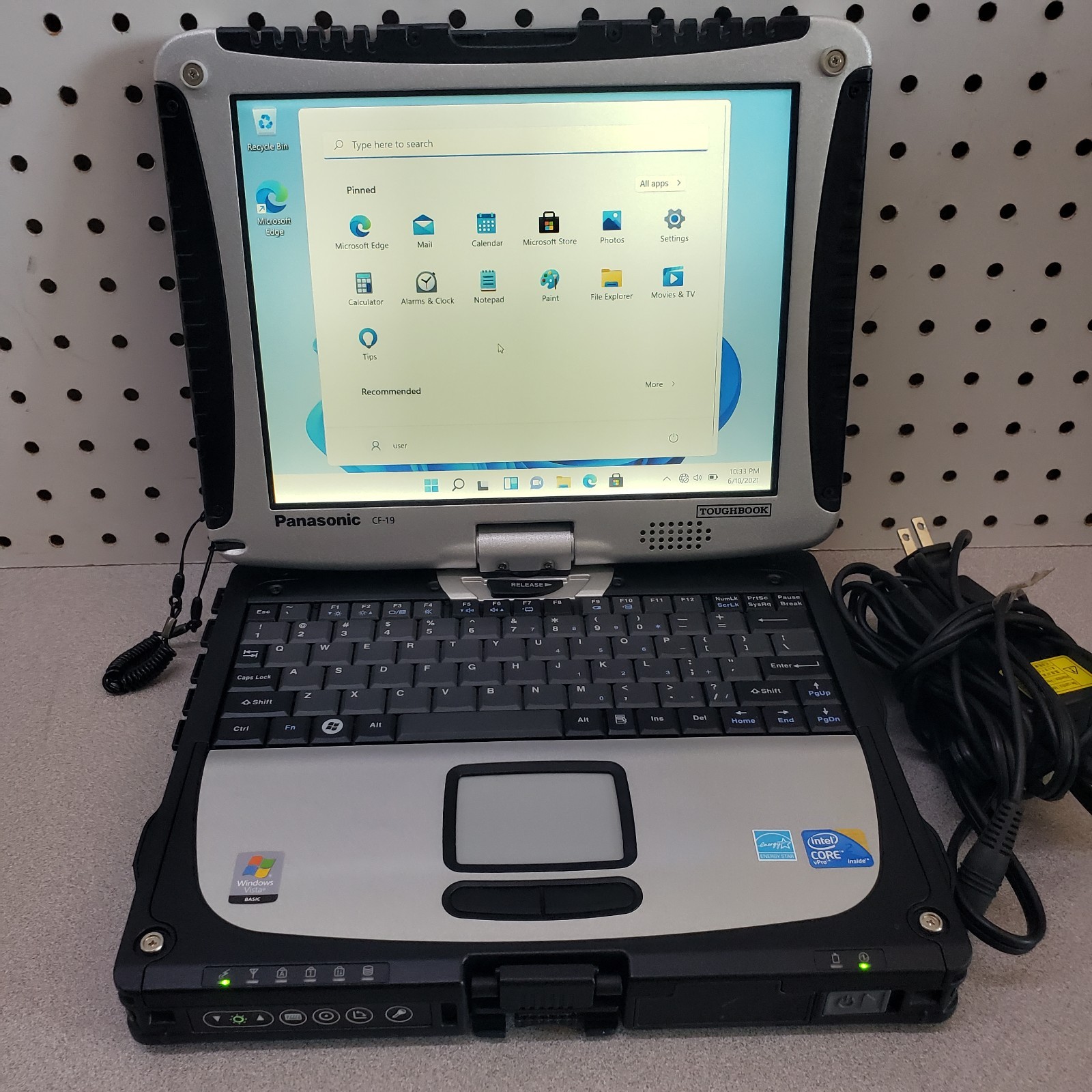 Panasonic CF-19 Only 10 Hours Core 2 U9300 1.20GHZ, 4GB, RAM WIN 11 -128GB SSD