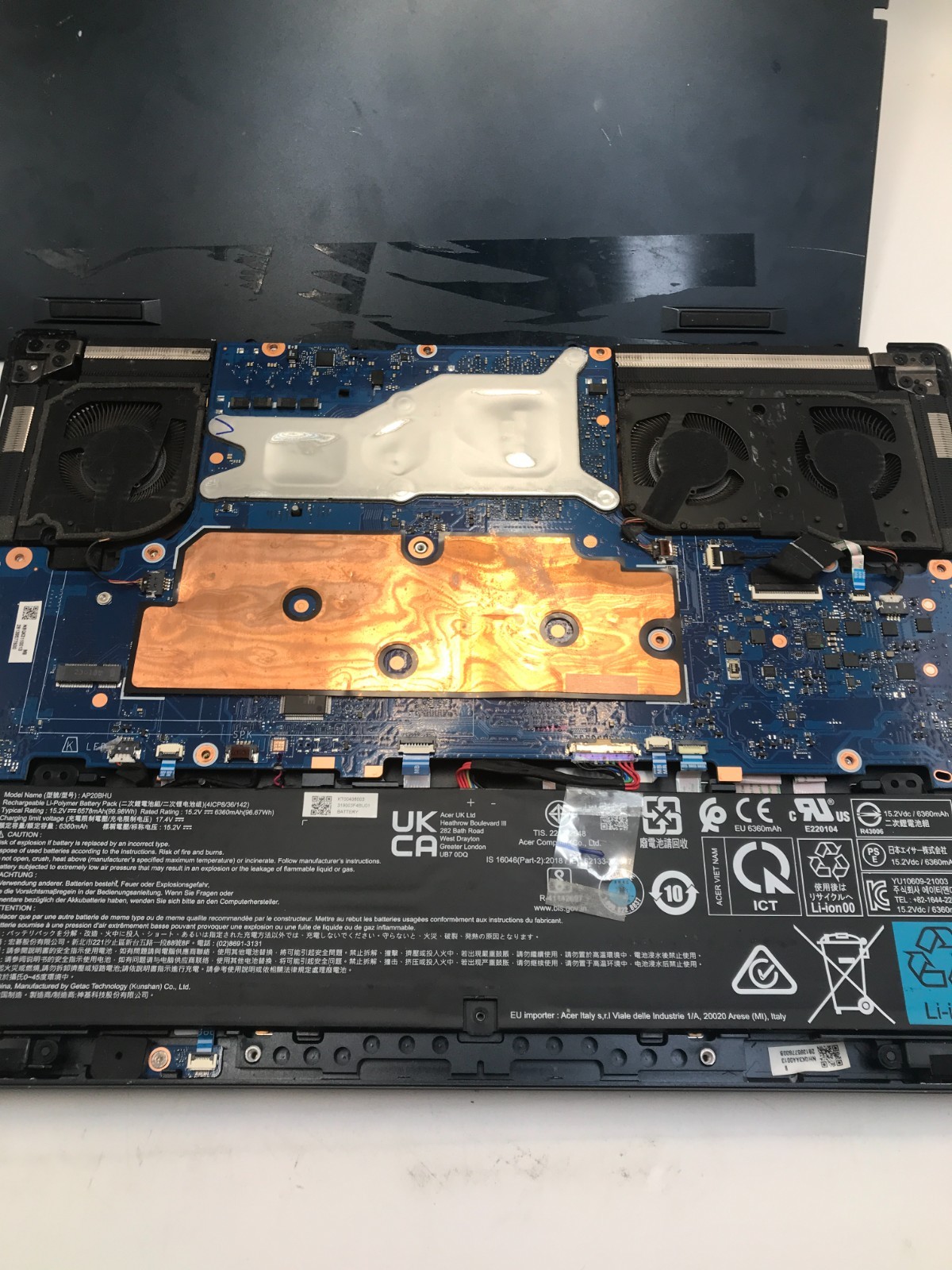 Acer Predator Triton 17X PTX17-71 17″ Intel i9-13900HX 8GB RAM RTX 4090 READ