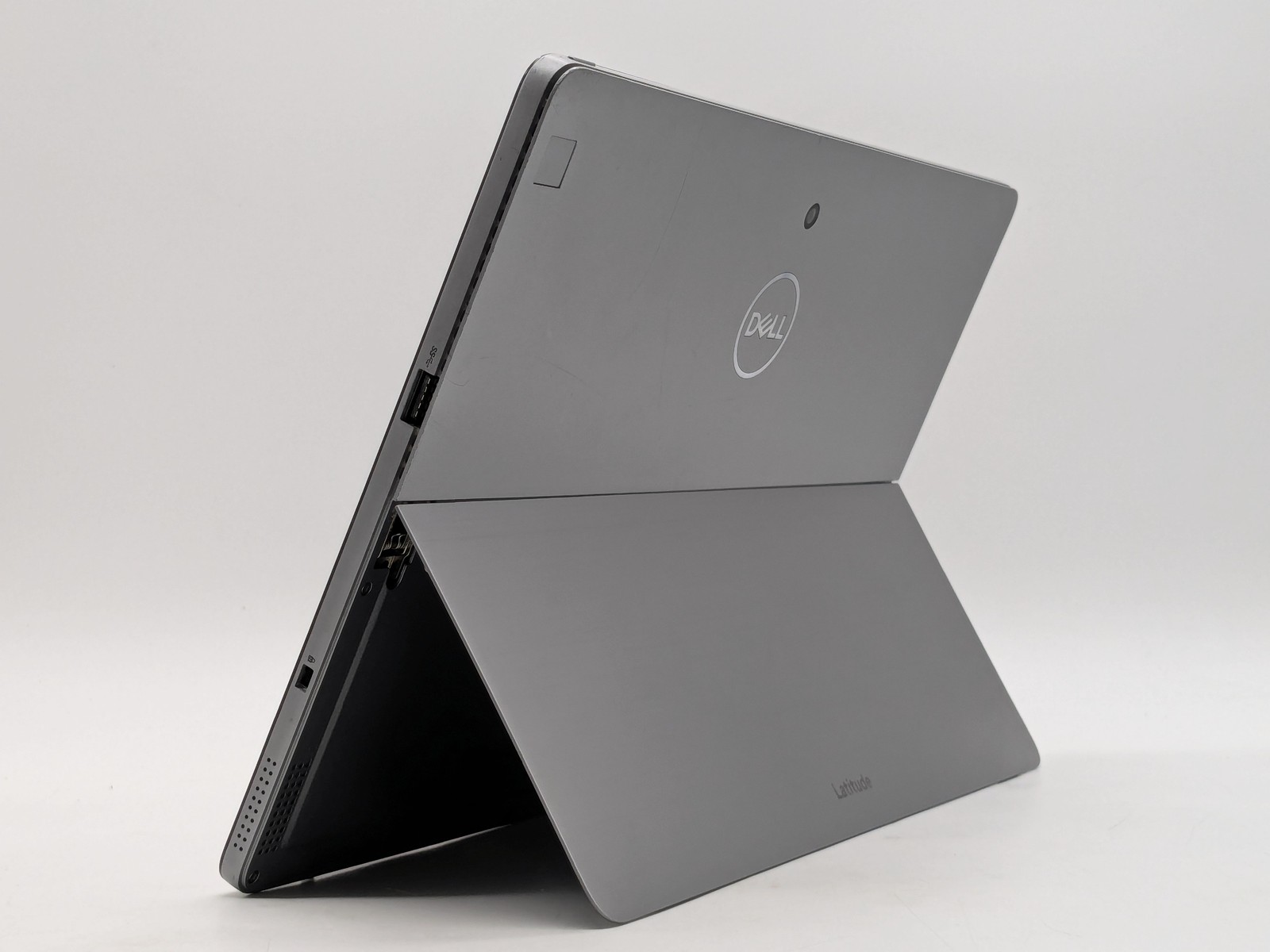 Dell Latitude 7200 2-in-1 12″ FHD+ Touch I7-8665U 256GB 16GB W11P FP Reader