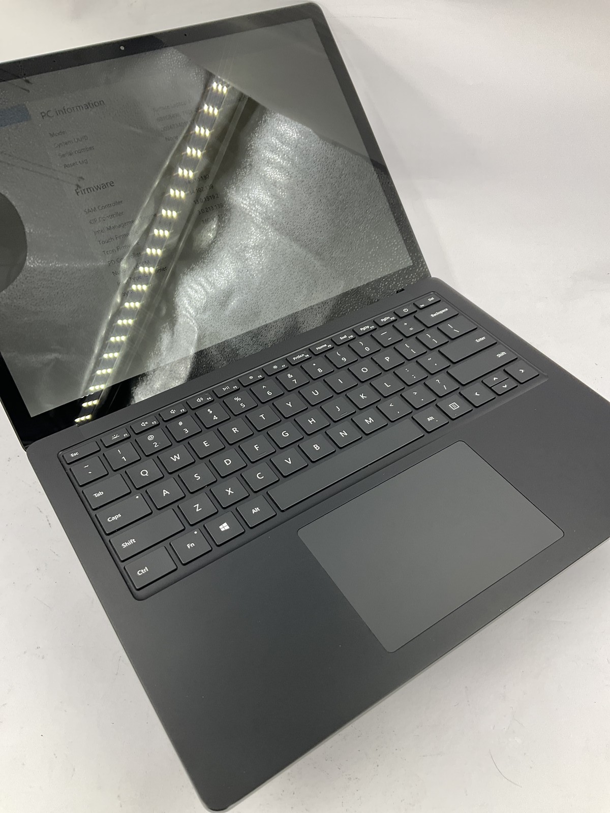Microsoft Surface Laptop 3 13.5″ Touch Core i7-1065G7 512GB 16GB A Win 11 Pro