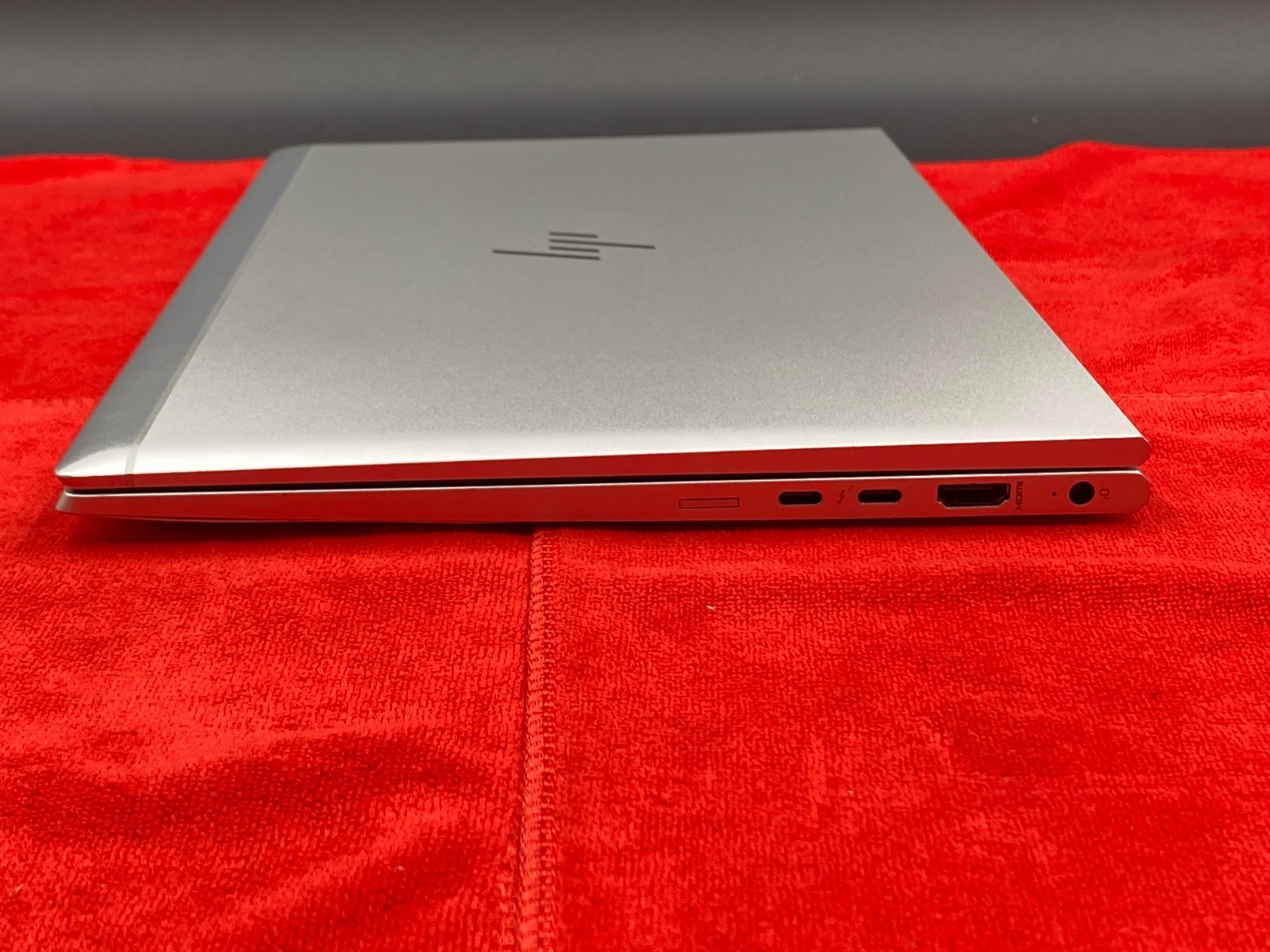 HP ELITEBOOK 840 G8 14″ i7-1185G7 16GB RAM 256GB NVMe WINDOWS 11 PRO GRADE B-