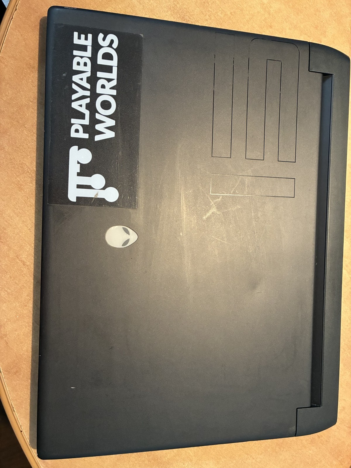 Alienware M15 R7 15.6″ (1TB SSD, Core i7-12700H, 64GB RAM, RTX 3060)