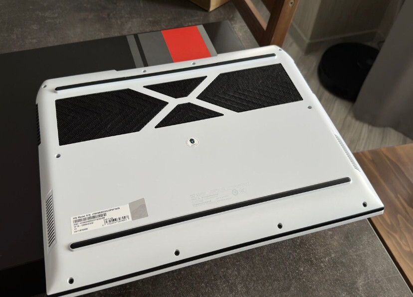 Thunderobot Zero 16″ 911 GeForce RTX 4080, Intel i9 13900HX, RAM 32Gb, SSD 1Tb