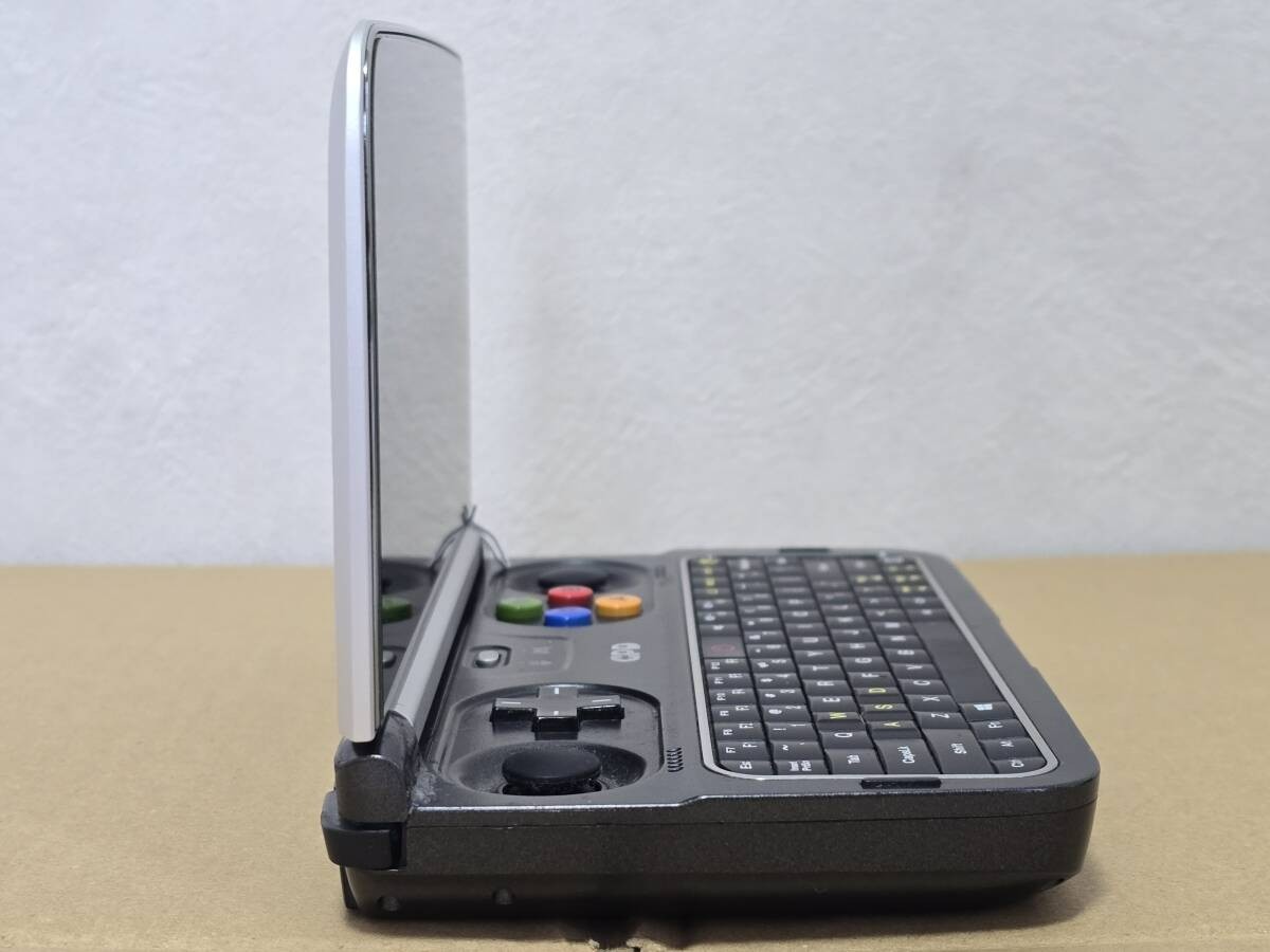 GPD Win2 Win 2 Intel Core M3-7y30 Windows 10 Home RAM 8GB SSD 256GB Japan