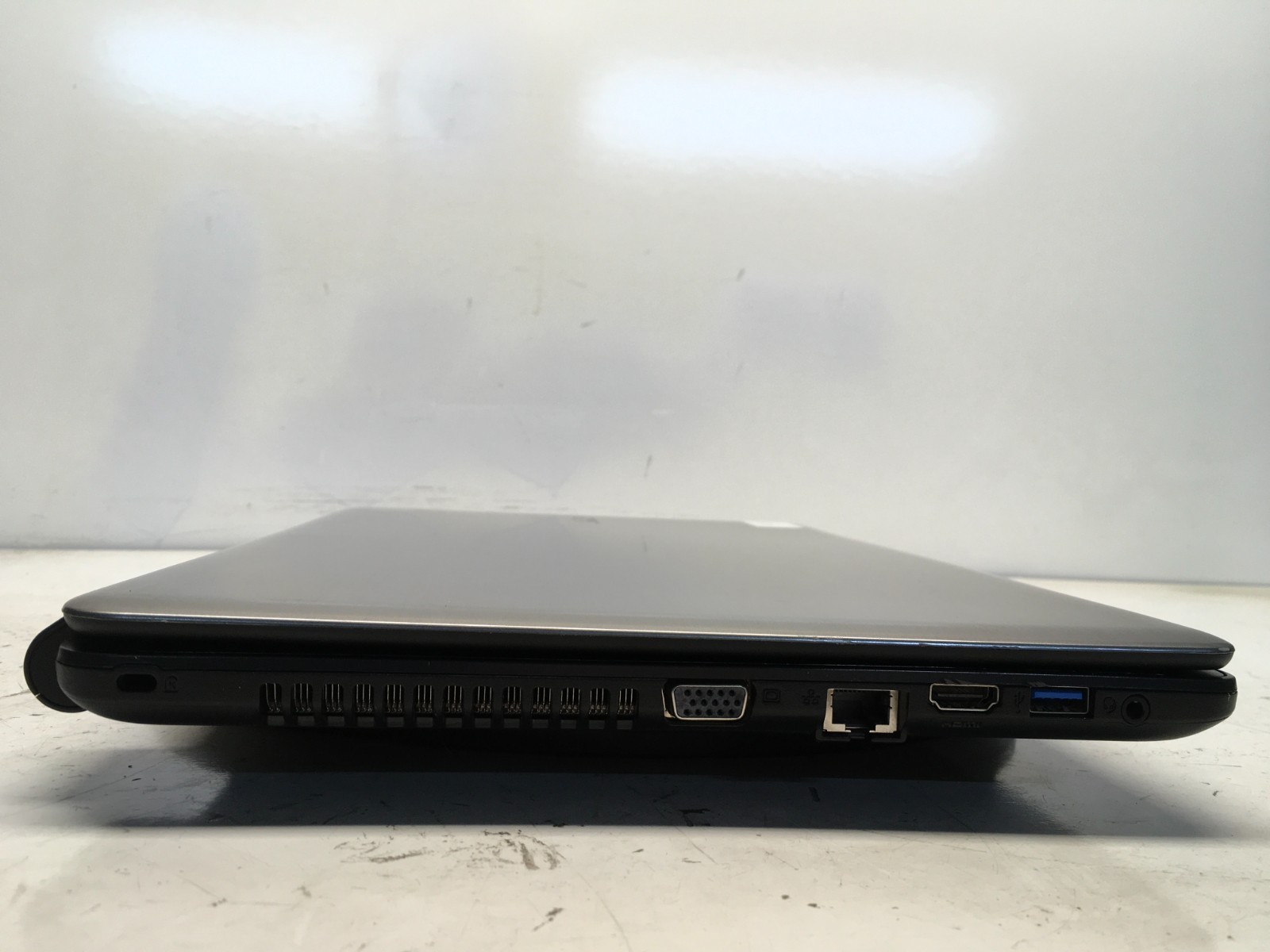 Acer Aspire V5-561 Intel i7-4500U 1.8GHz 4 GB NO HDD