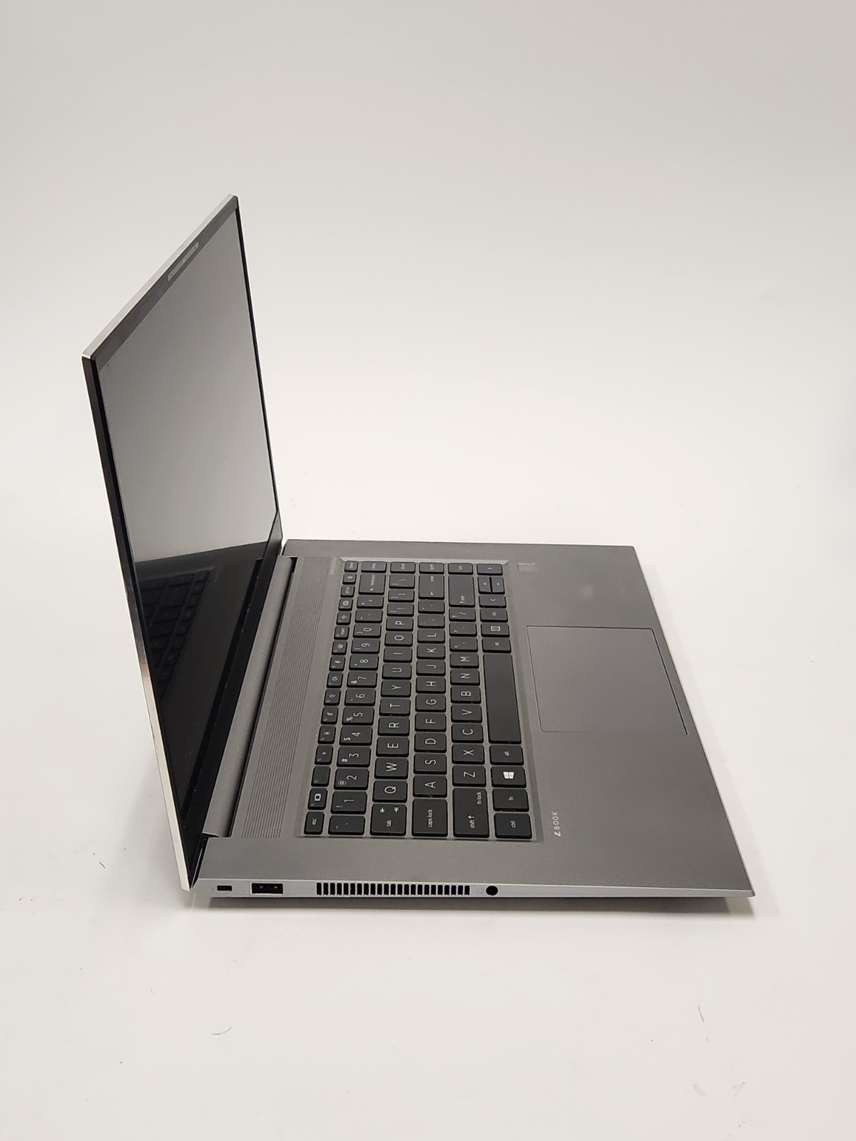 HP ZBook Studio G7 Mobile Workstation i7-10750H 2.6GHz 16GB 512GB T1000 WIN 11