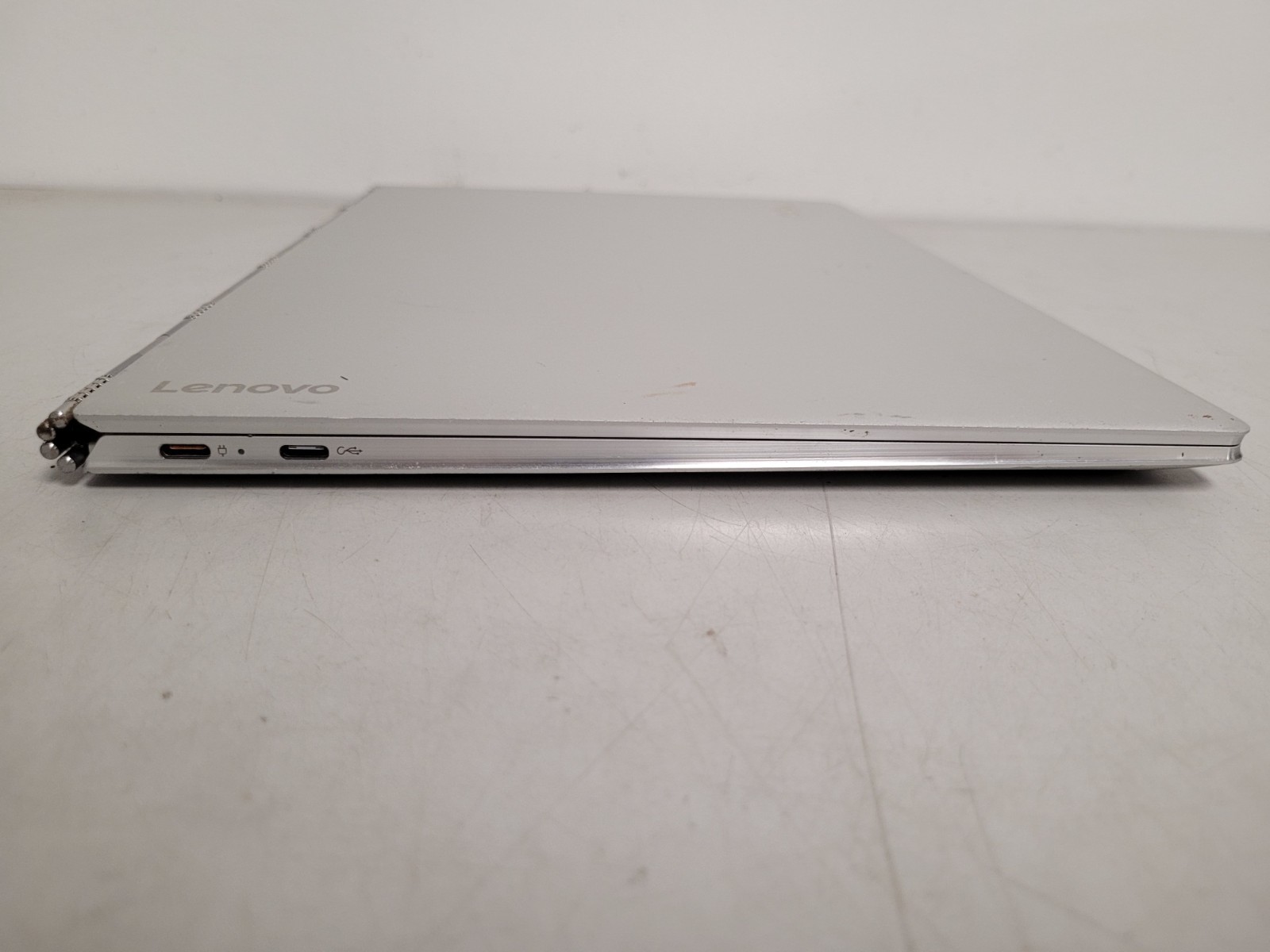 Lenovo yoga 910 14″touch i7-7500u 2.7ghz 8gb ram 256gb ssd w11p READ PF0U9GSP