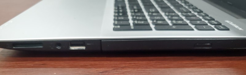 GREAT GIFT – ASUS LAPTOP 15.6″ I3 WINDOWS 10 WEBCAM – LIGHT USE – GREAT SHAPE