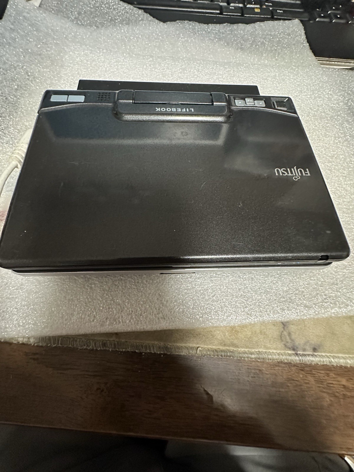 Fujitsu Lifebook U810 with Windows Vista OS