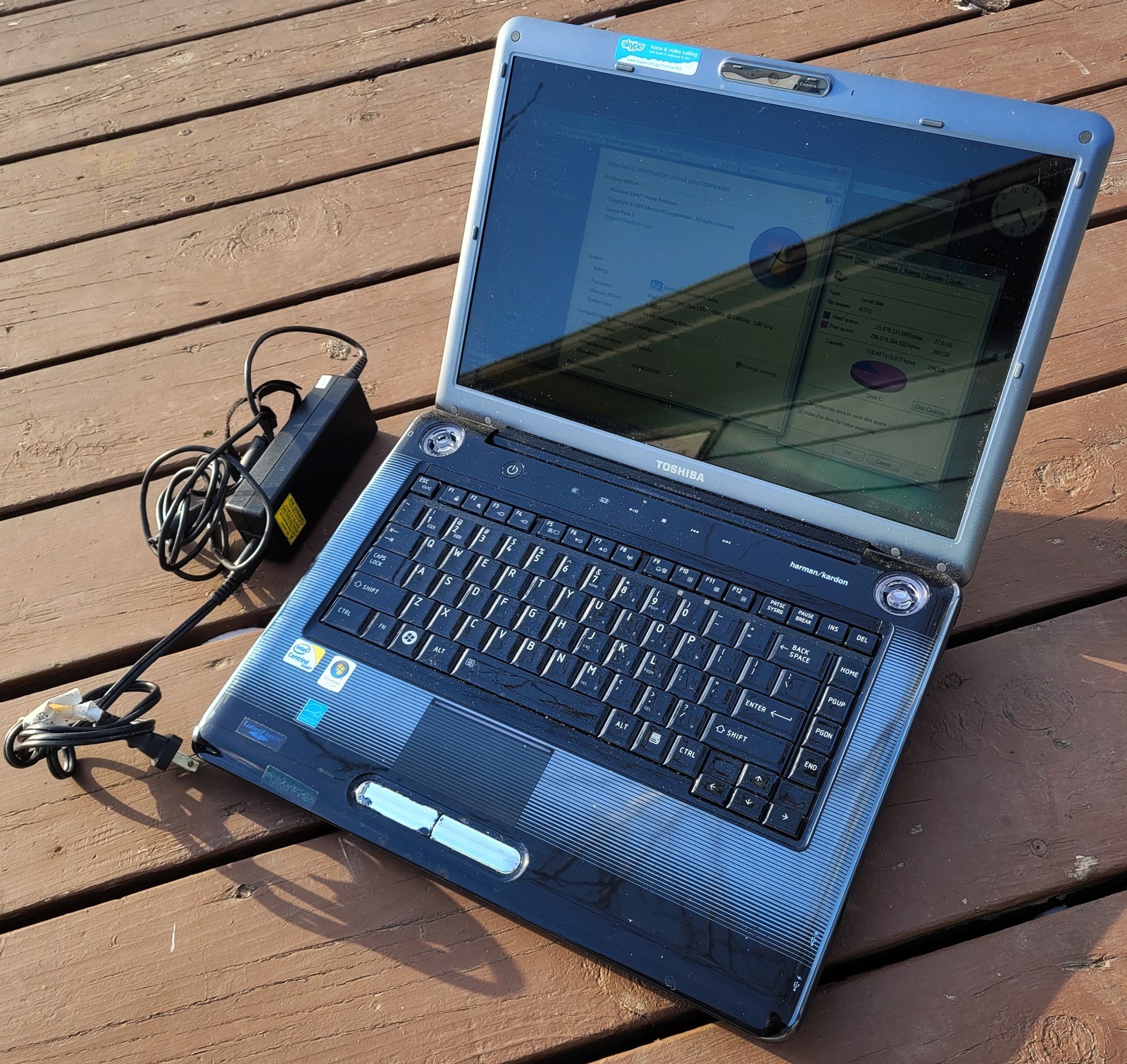 Toshiba Satellite A305-S6905 PGAG8U-04001W 15.4in Core 2 Duo 3GB 320GB Win Vista