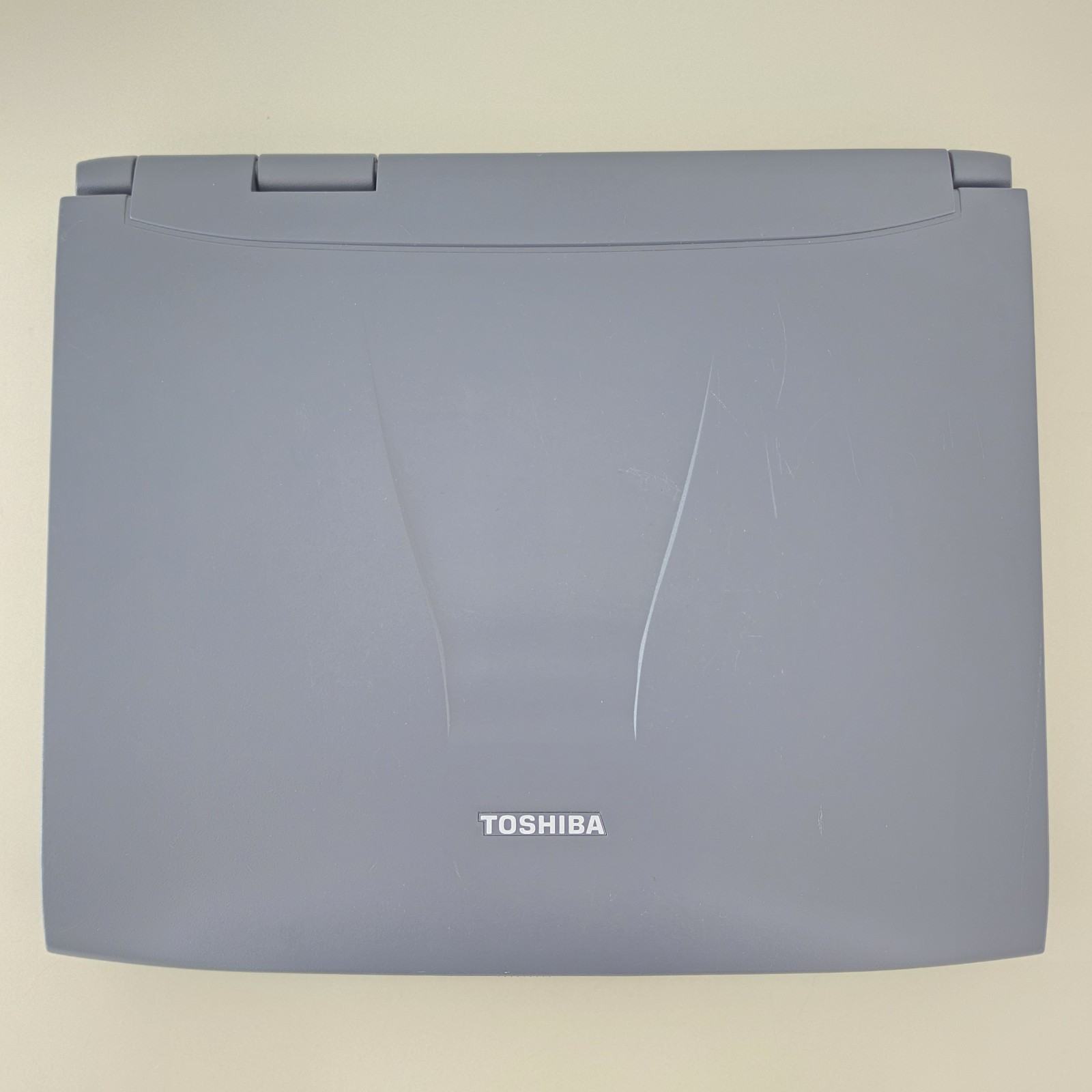 RETRO 14.1″ Vintage TOSHIBA Satellite 4100XDVD Laptop – 128MB RAM – 60GB HDD